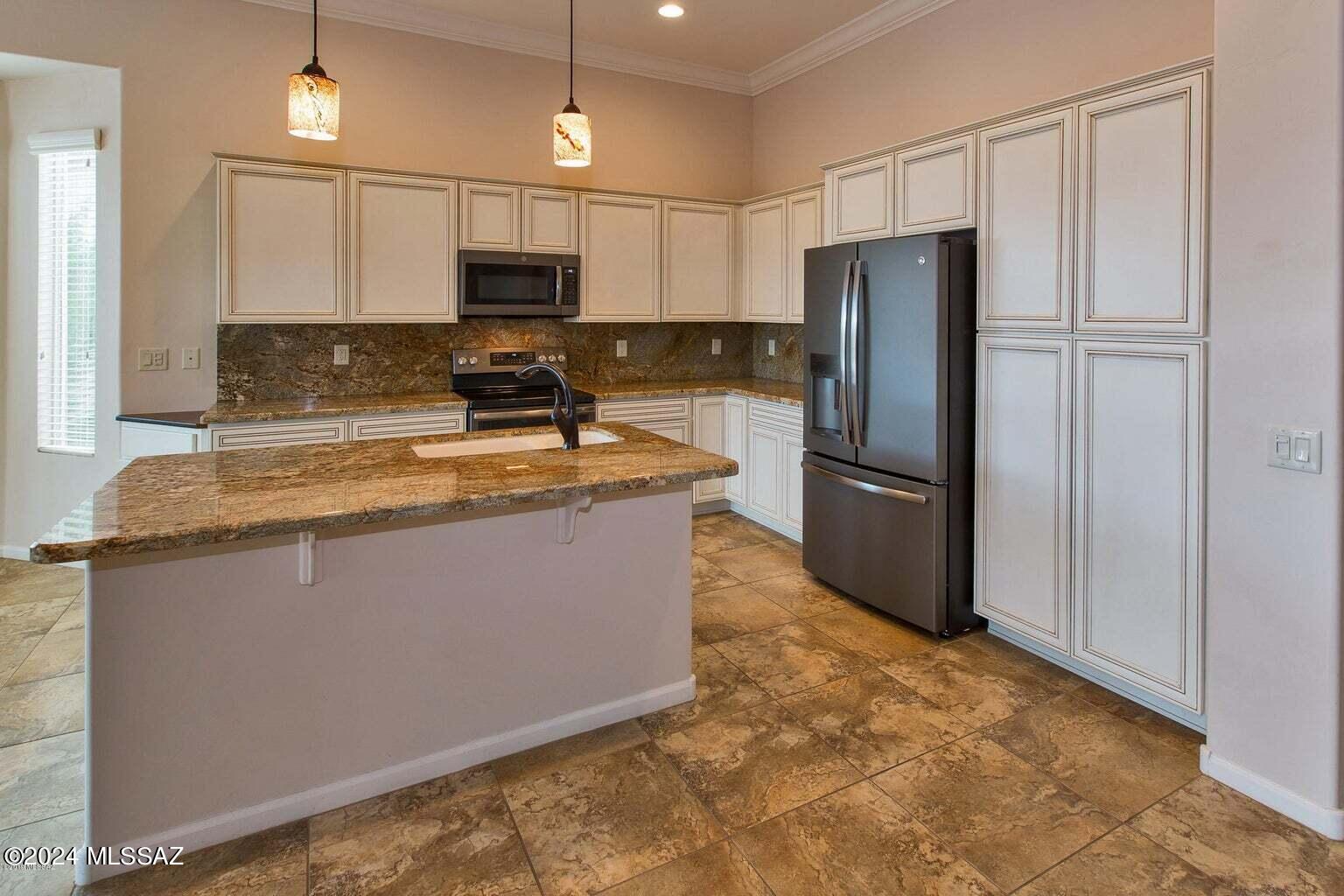 60245 E Arroyo Vista Drive