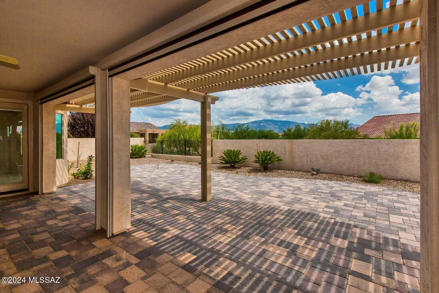 60245 E Arroyo Vista Drive