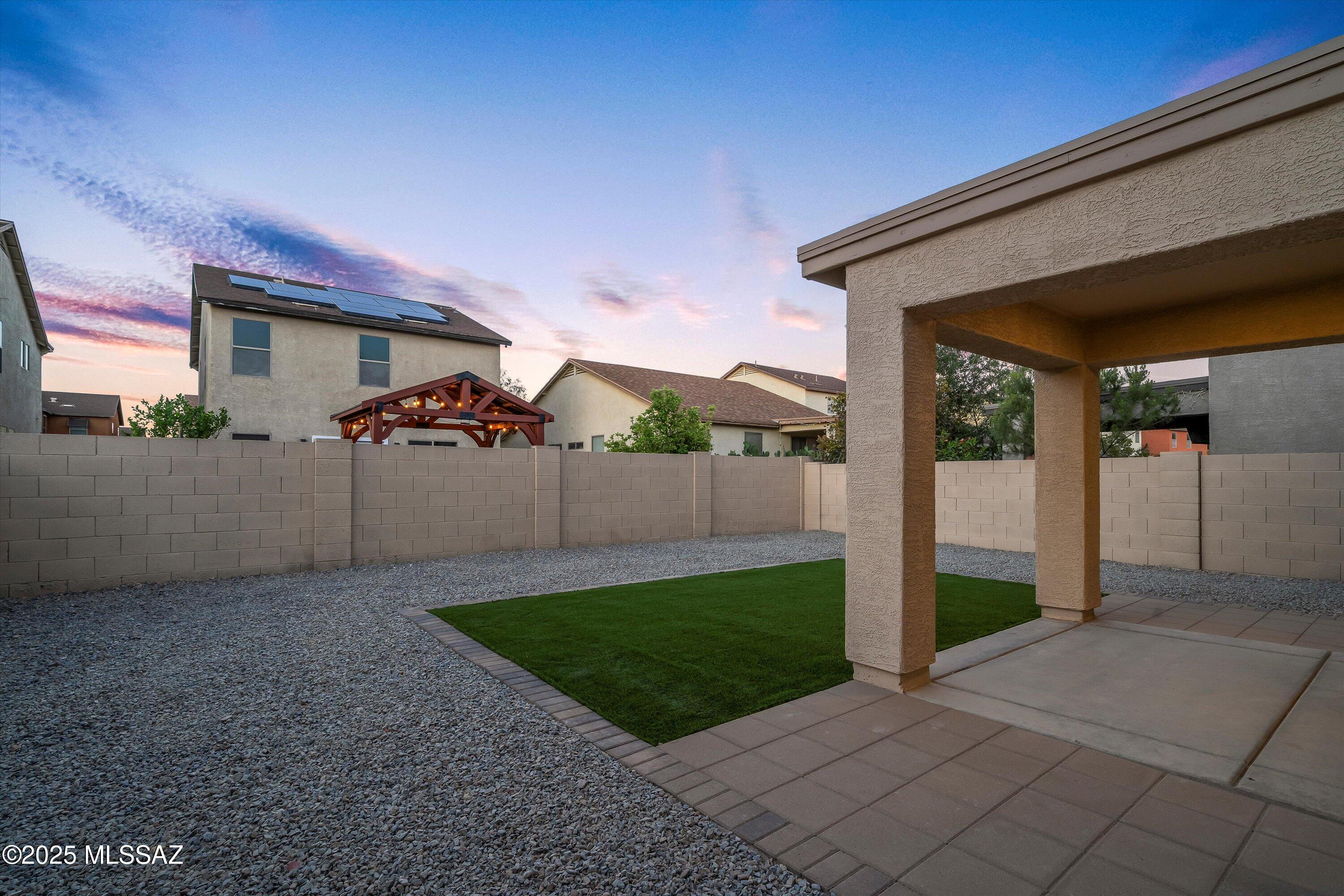 7021 S Red Maids Drive