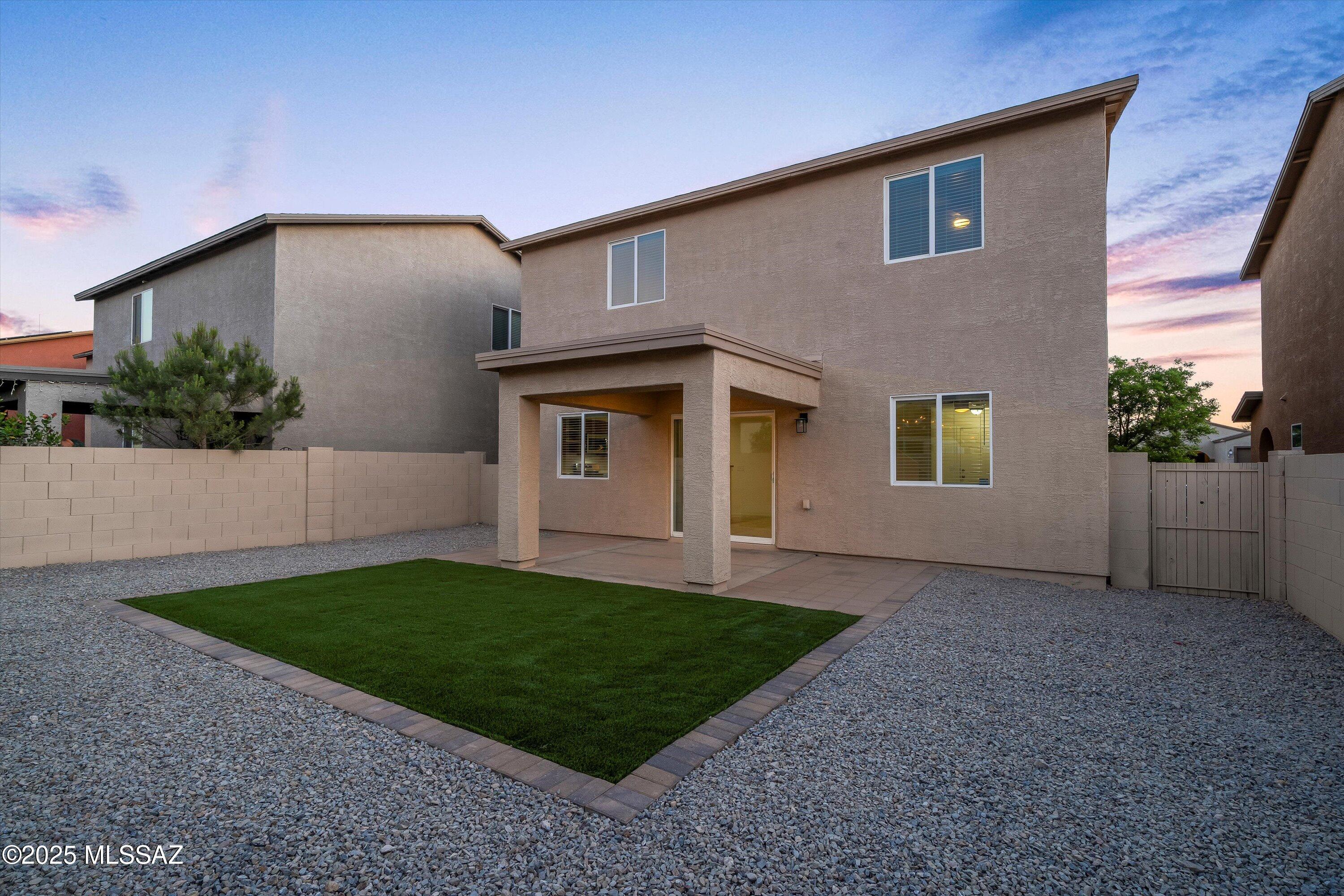 7021 S Red Maids Drive