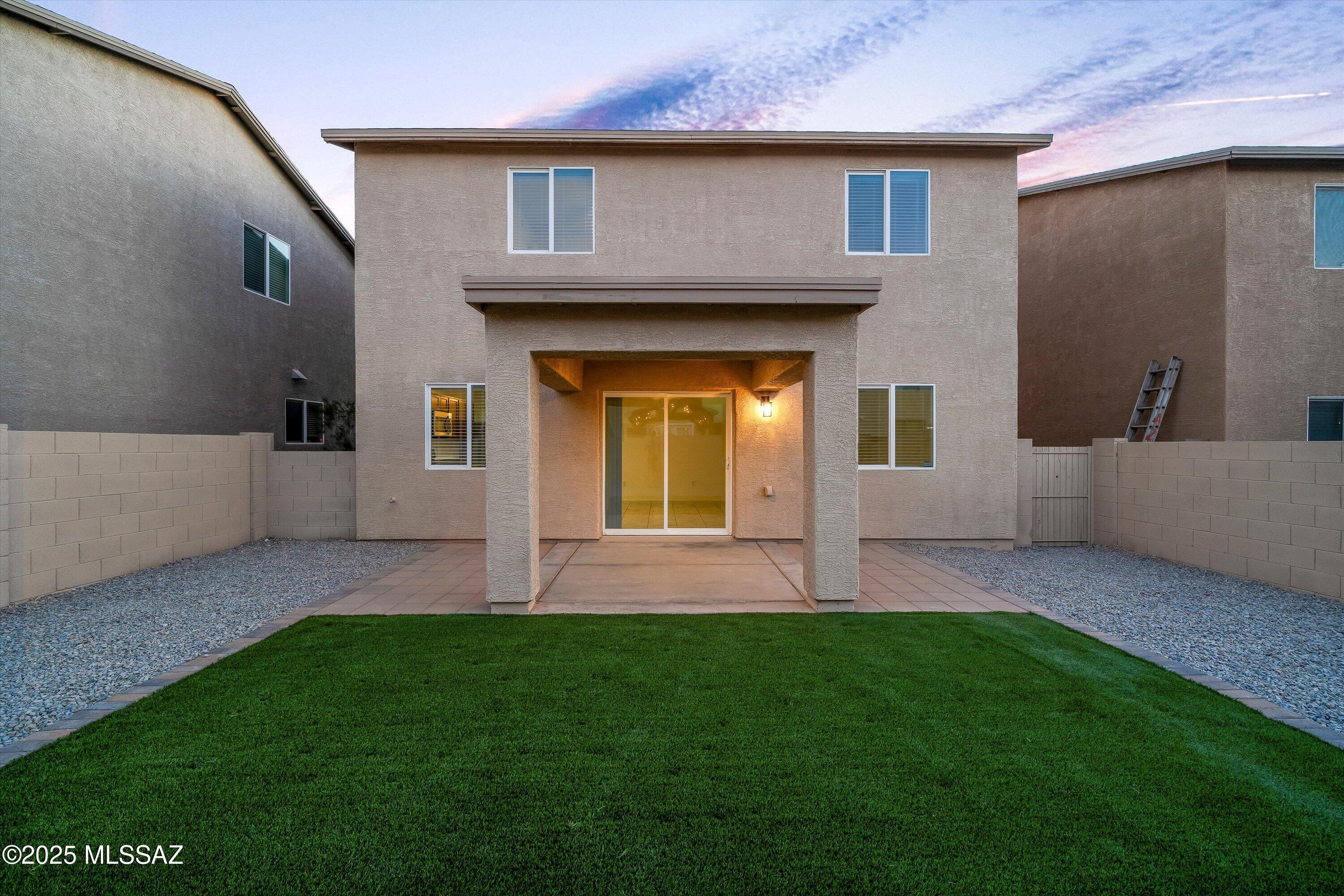 7021 S Red Maids Drive