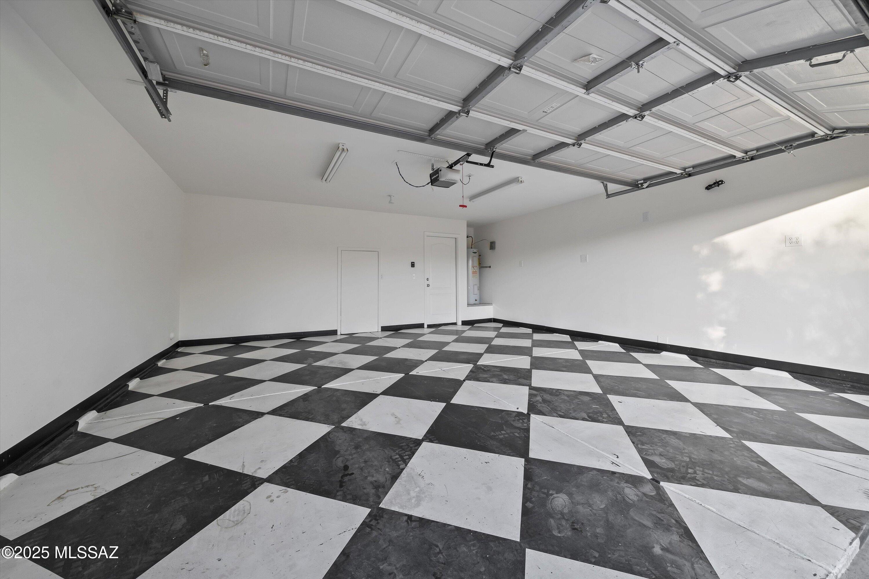 7021 S Red Maids Drive
