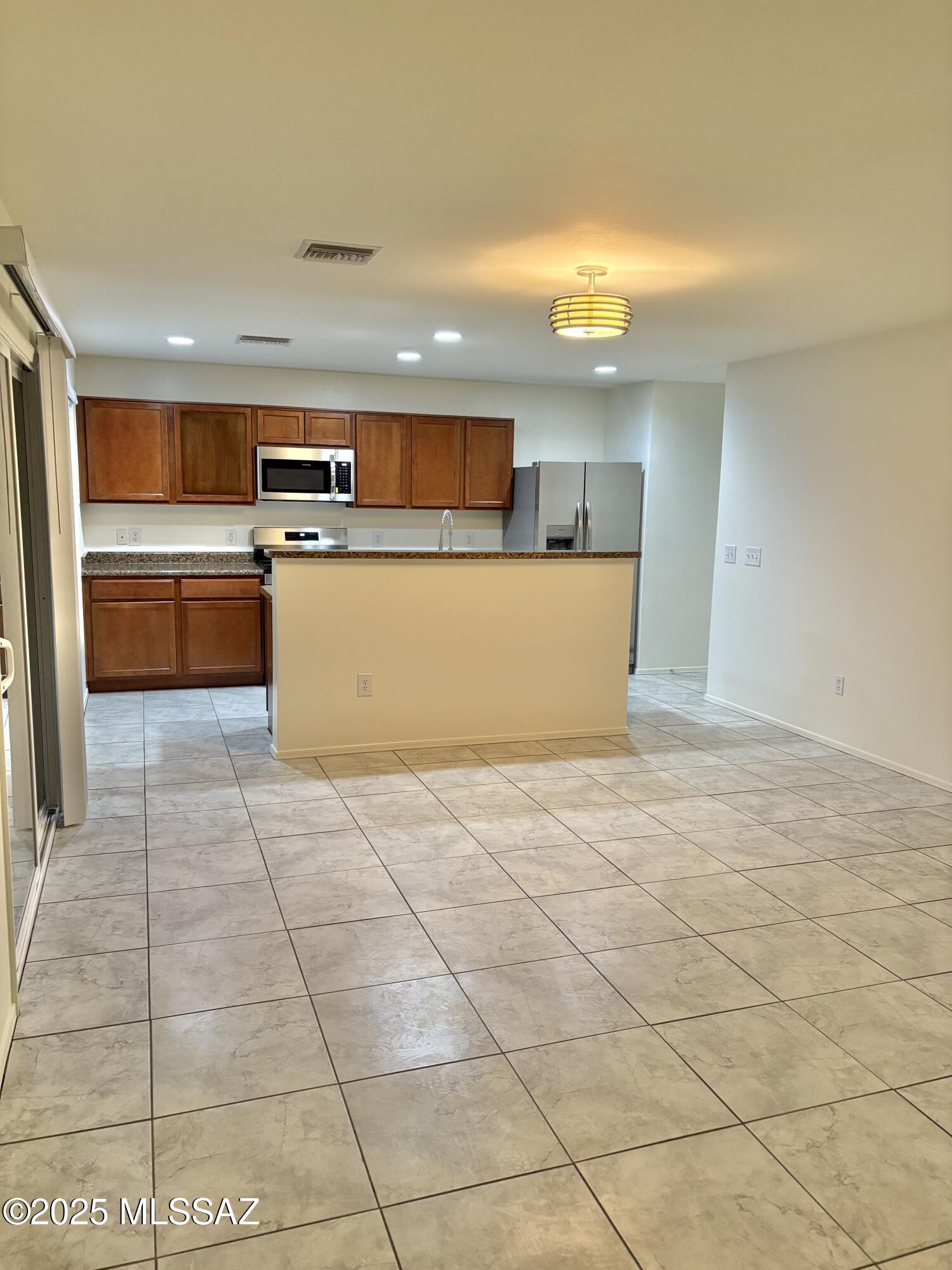 7021 S Red Maids Drive