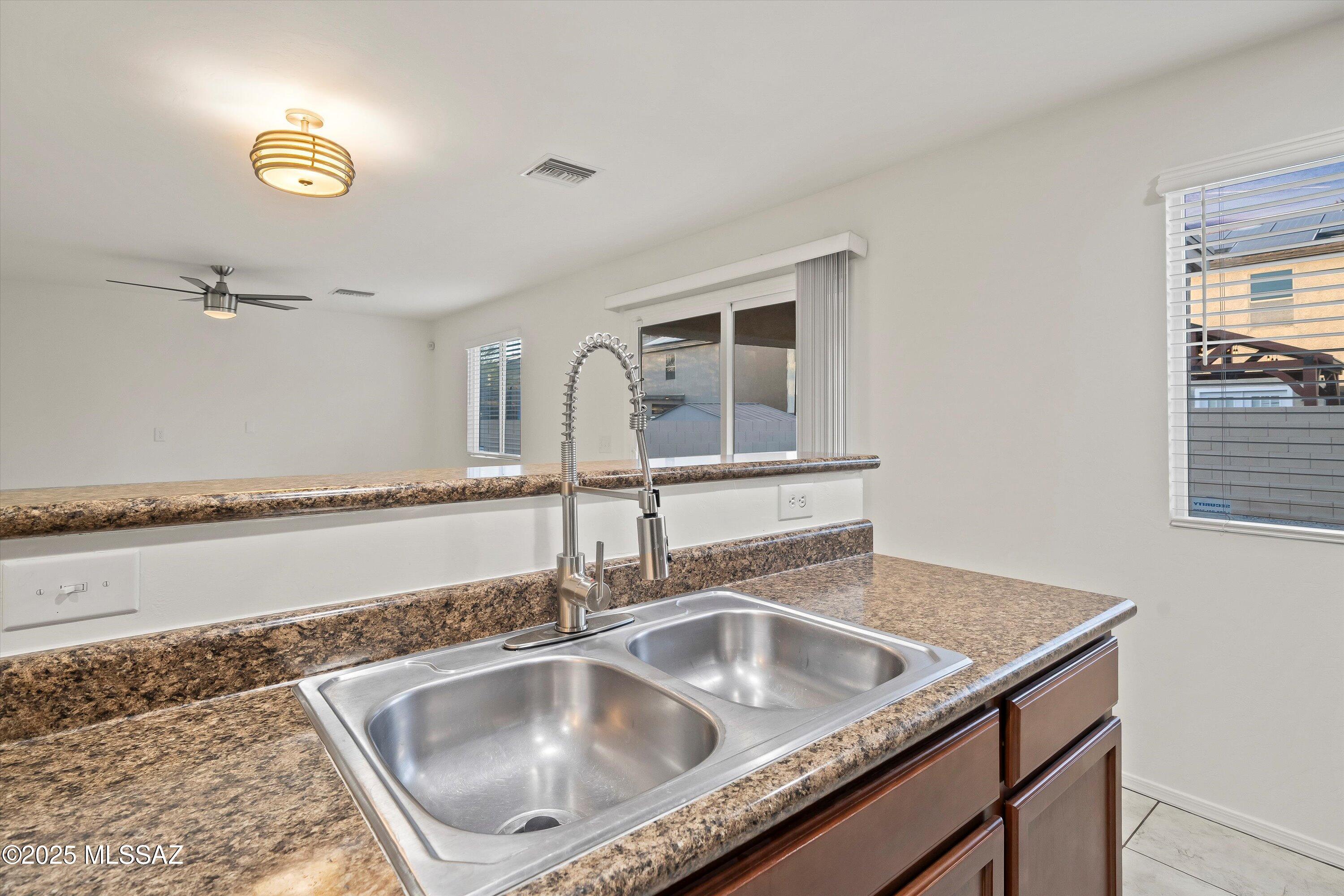 7021 S Red Maids Drive