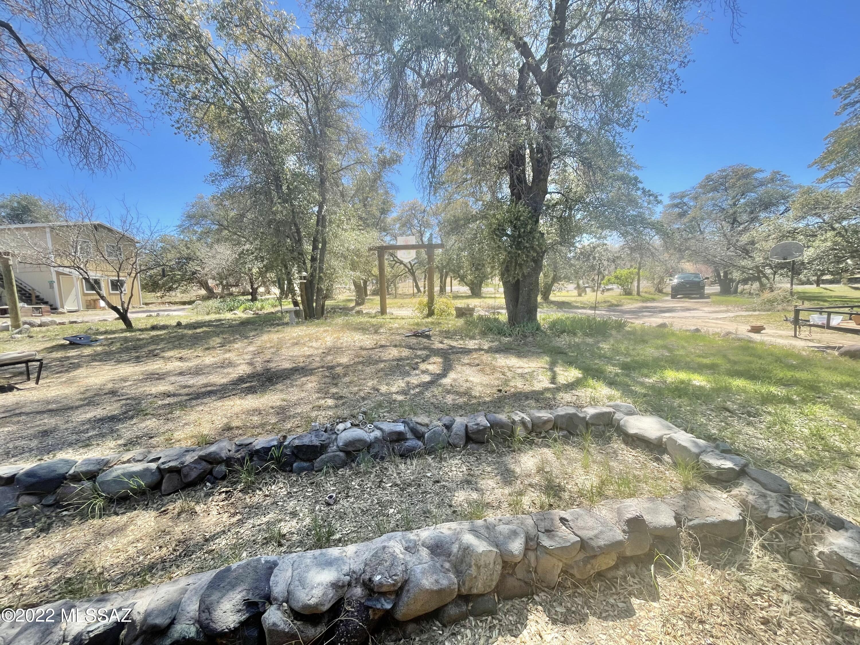 360 E Nuestro Street