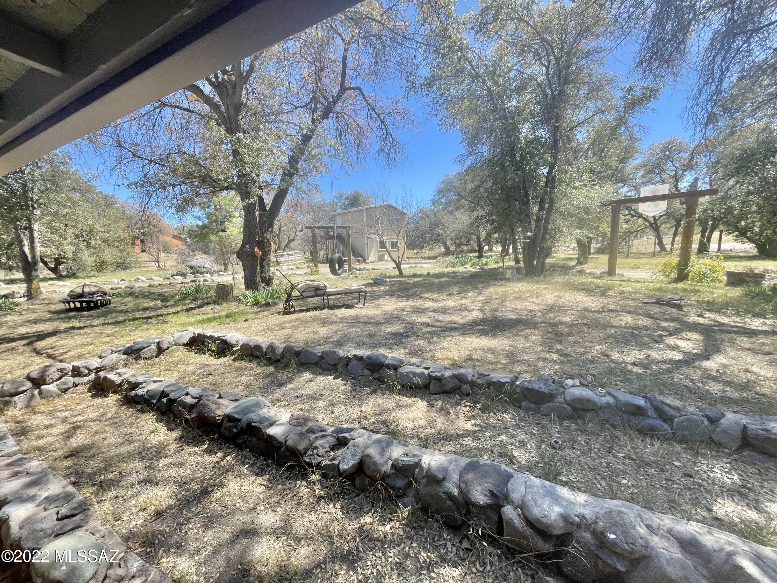 360 E Nuestro Street