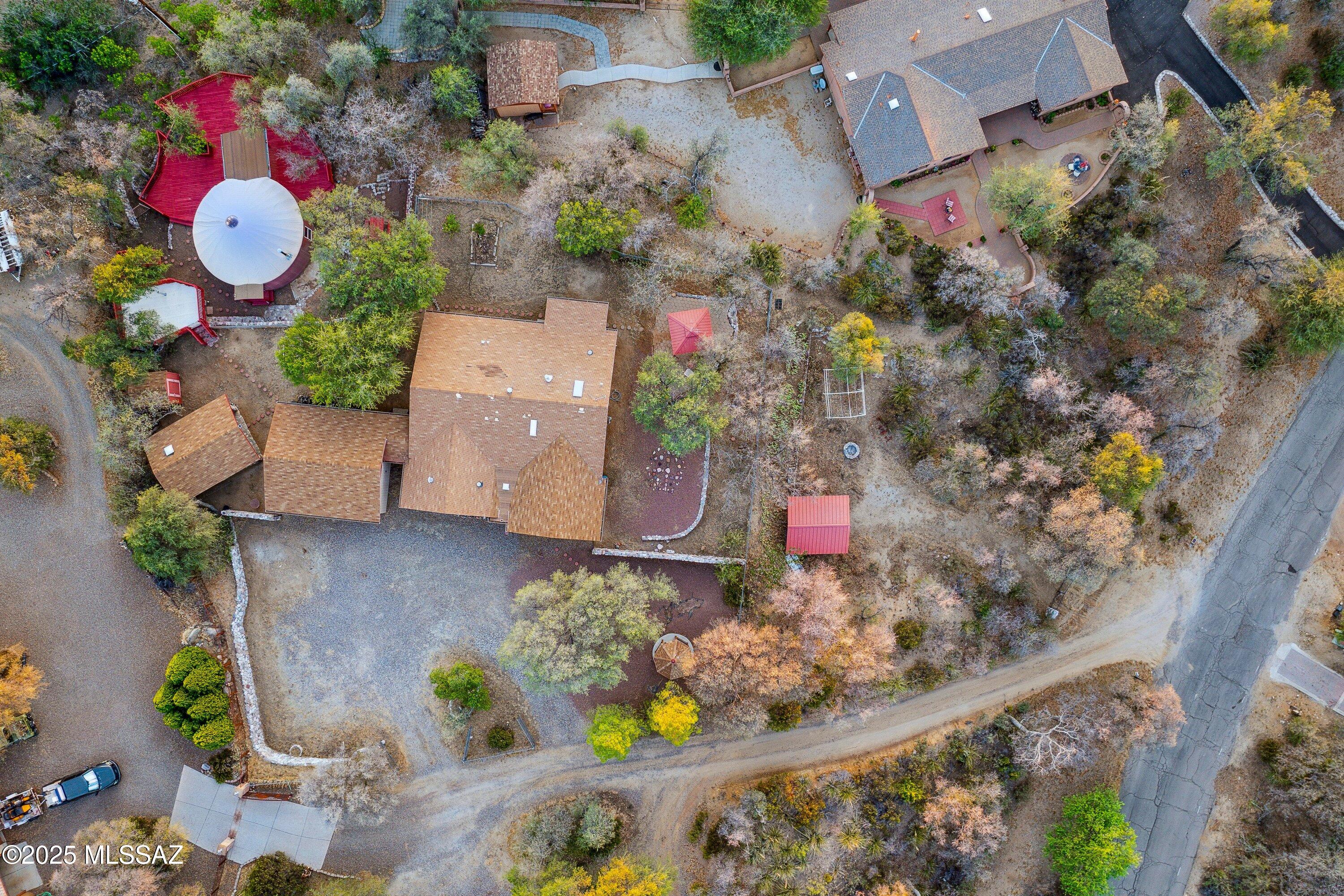 335 W Oak Hills Drive