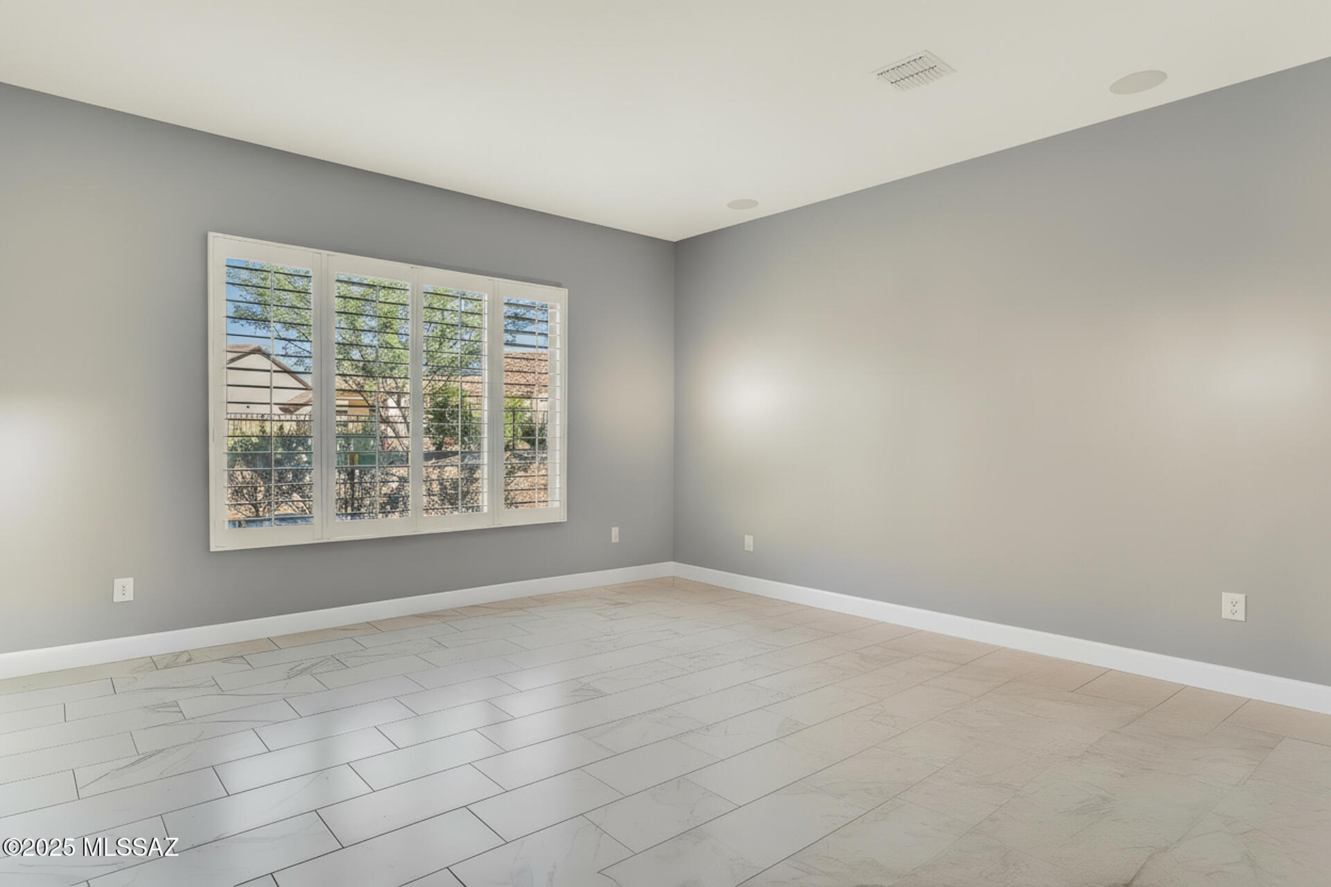 61820 E Happy Jack Trail