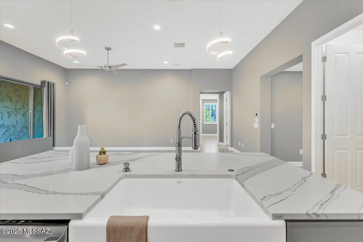 61820 E Happy Jack Trail