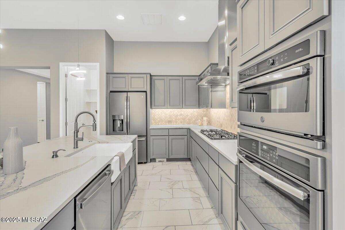 61820 E Happy Jack Trail