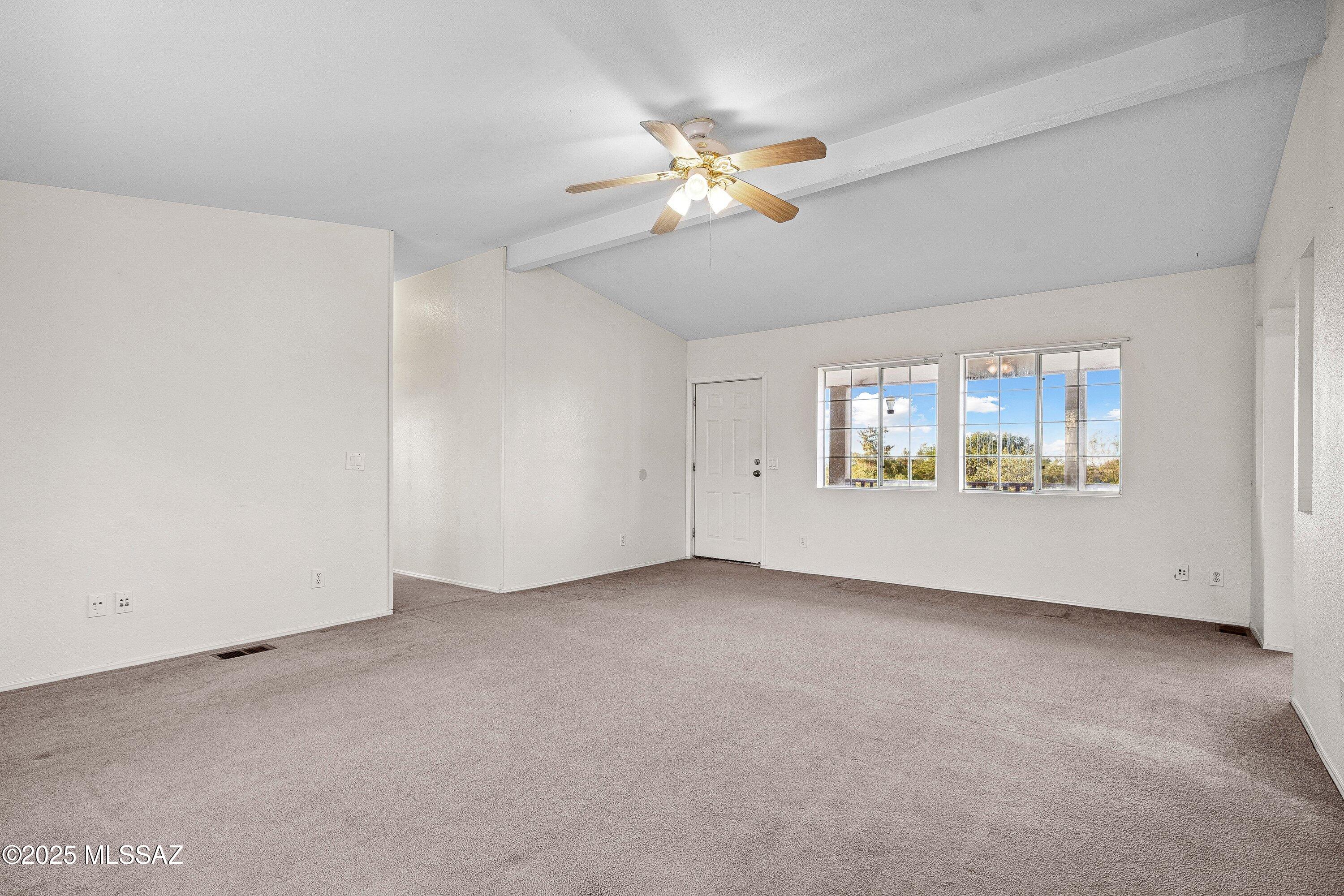 1074 N White Oak Place