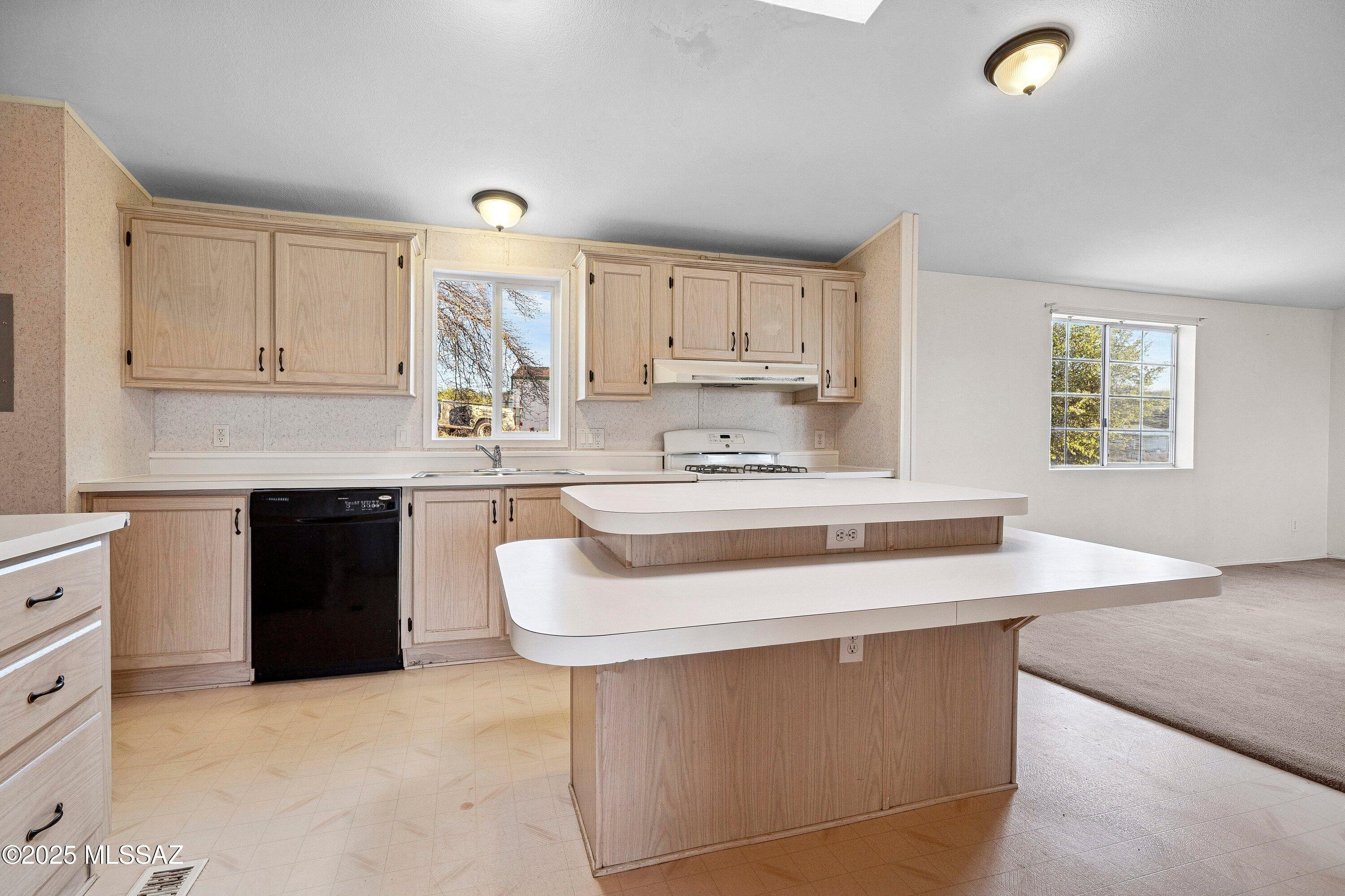 1074 N White Oak Place