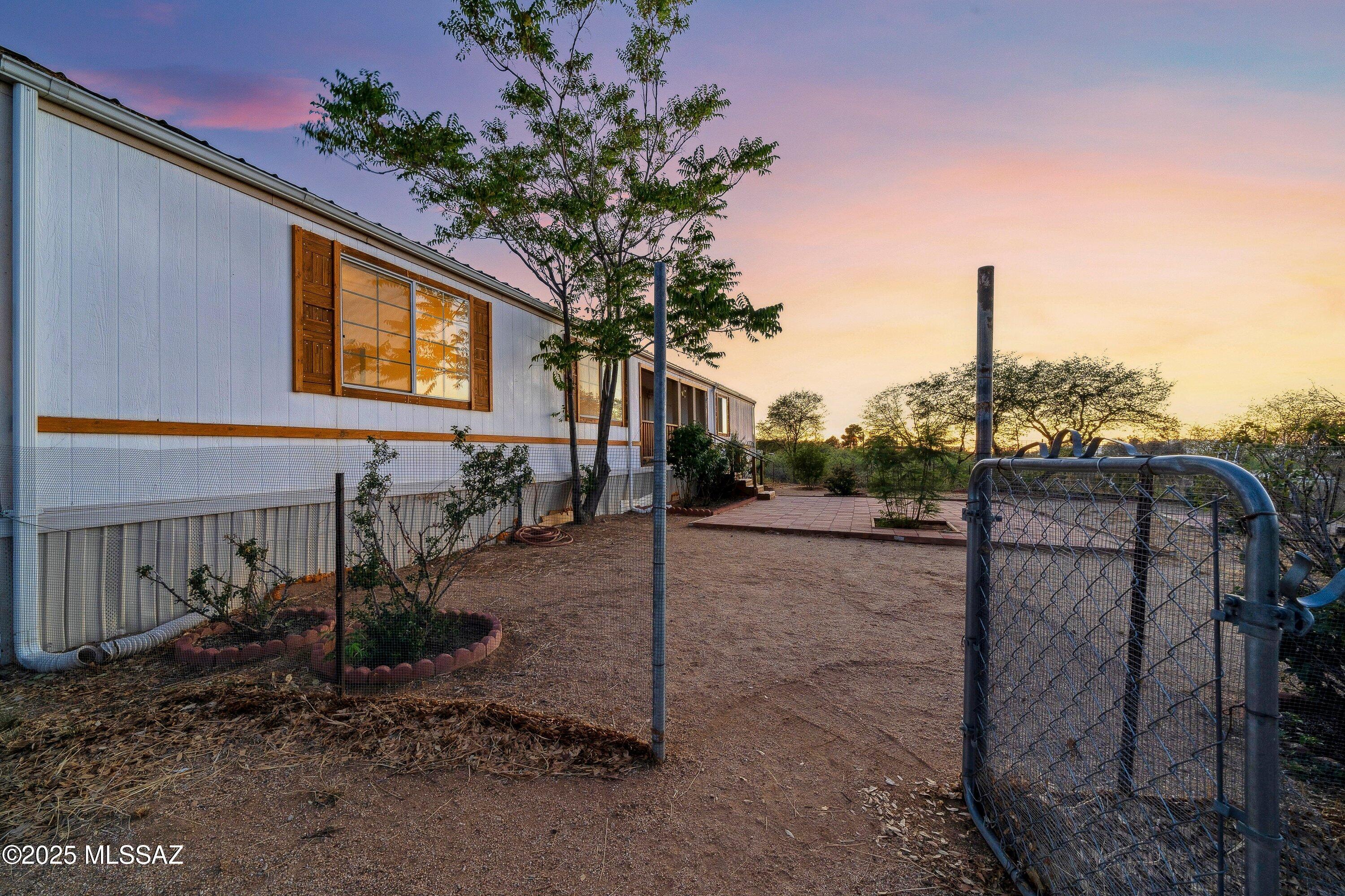 1074 N White Oak Place