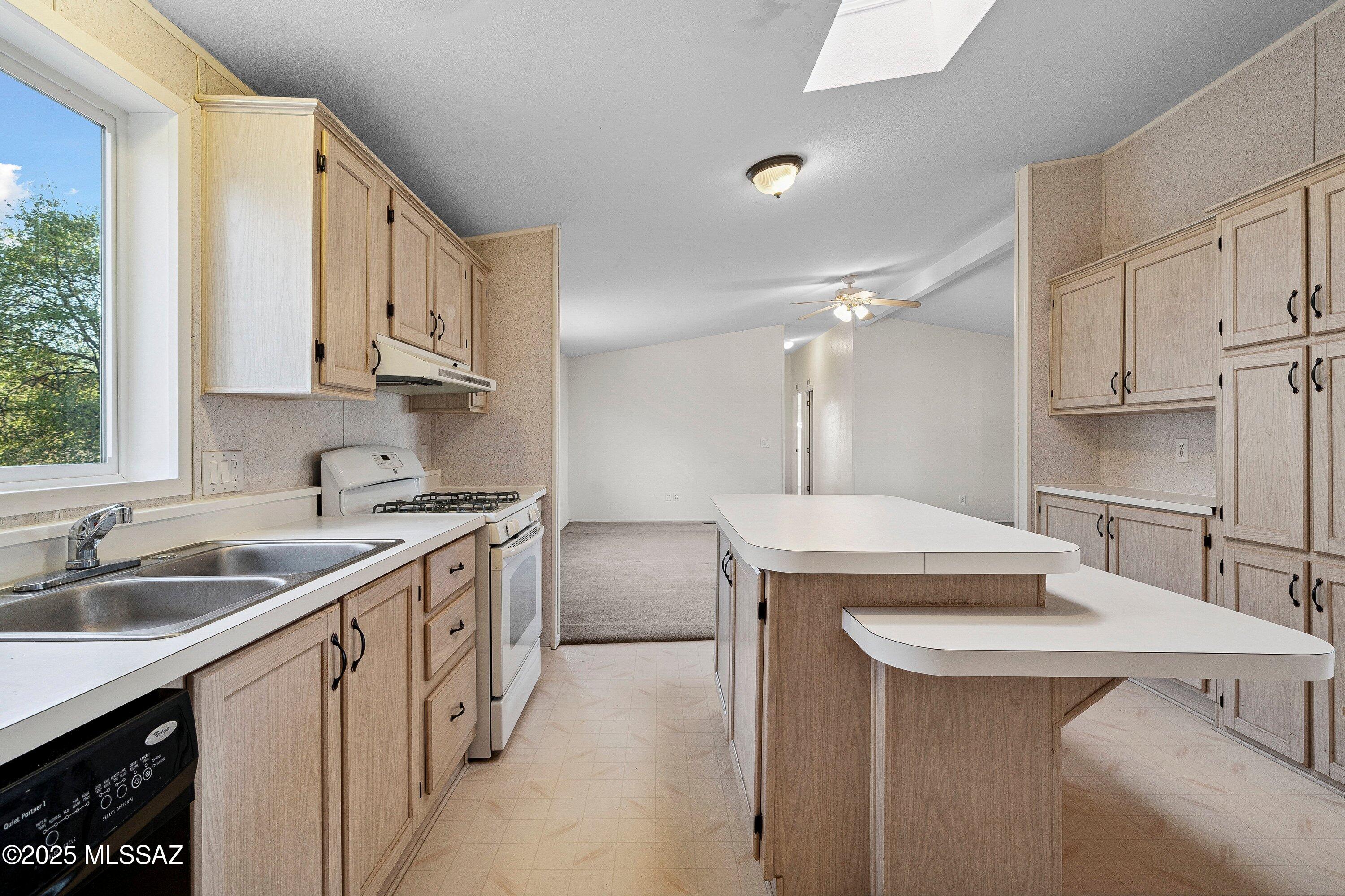 1074 N White Oak Place