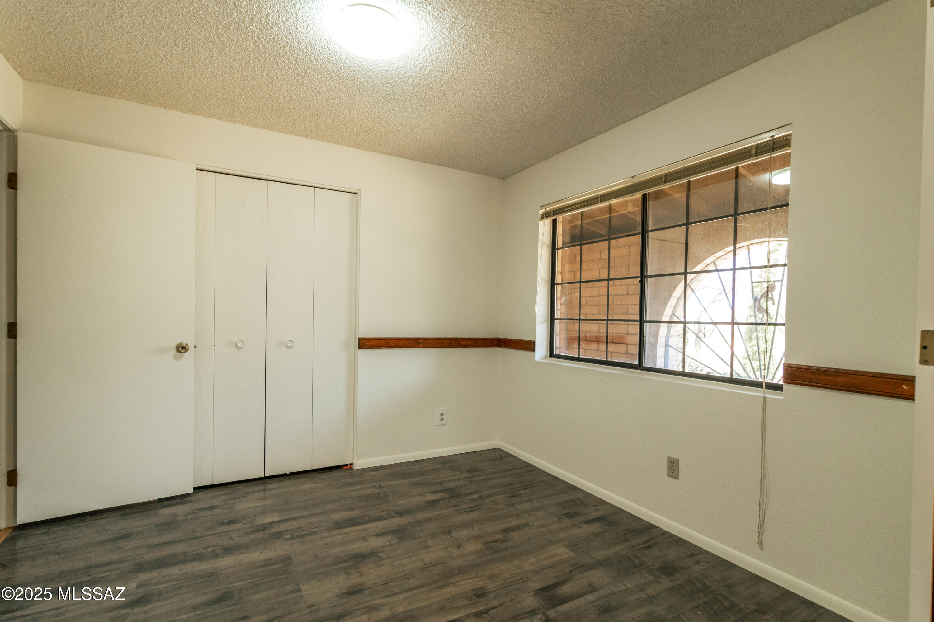 315 W Oak Hills Drive