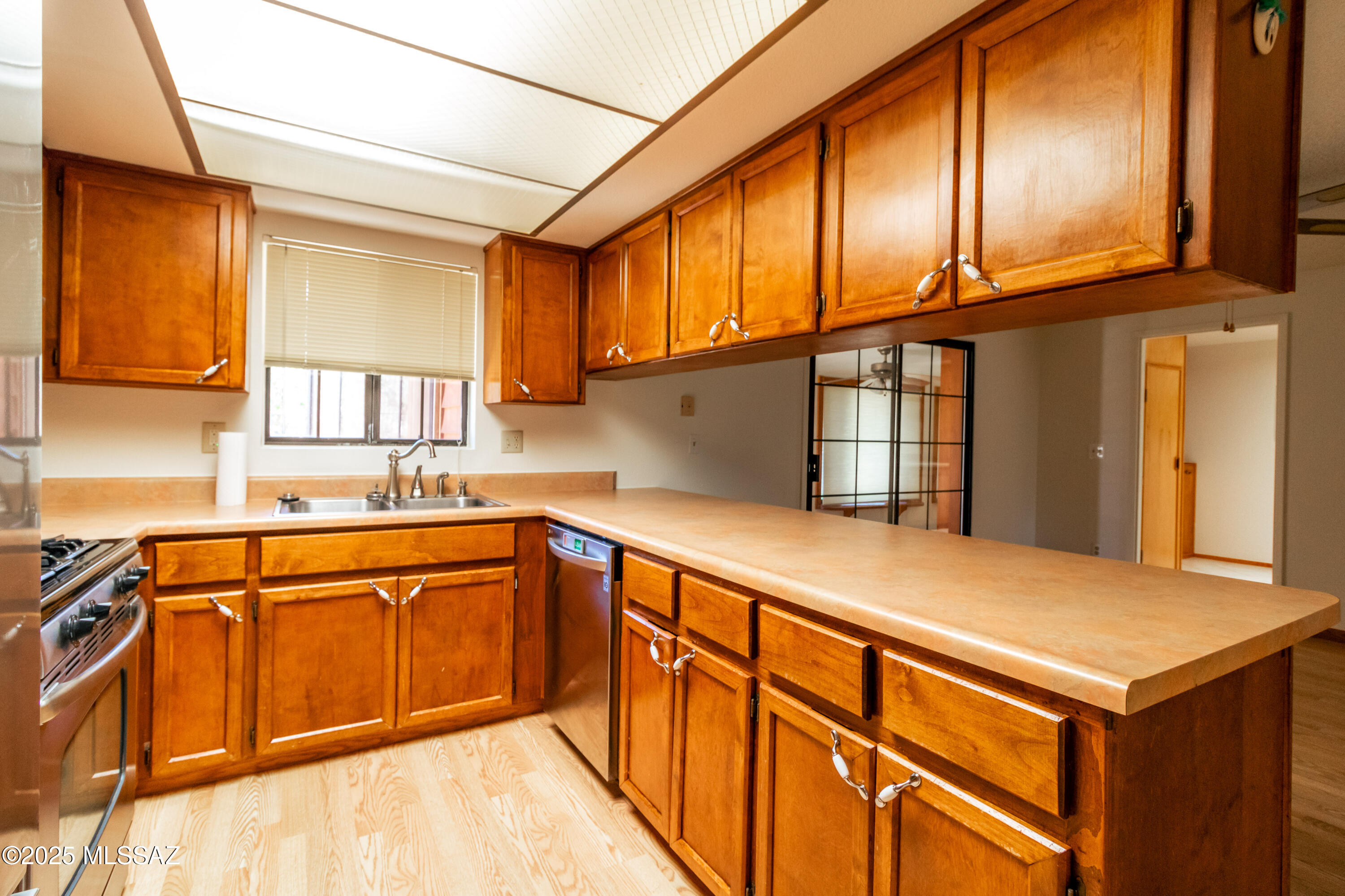 315 W Oak Hills Drive