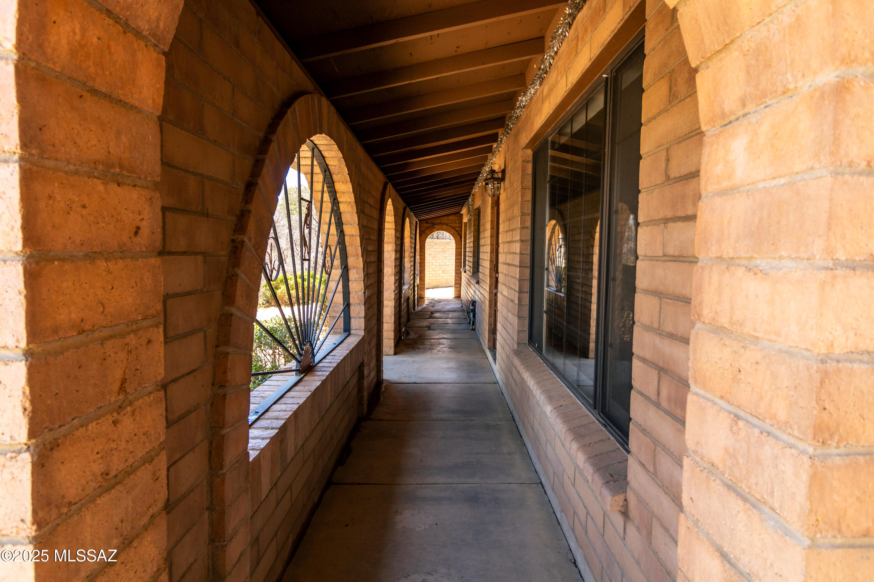 315 W Oak Hills Drive