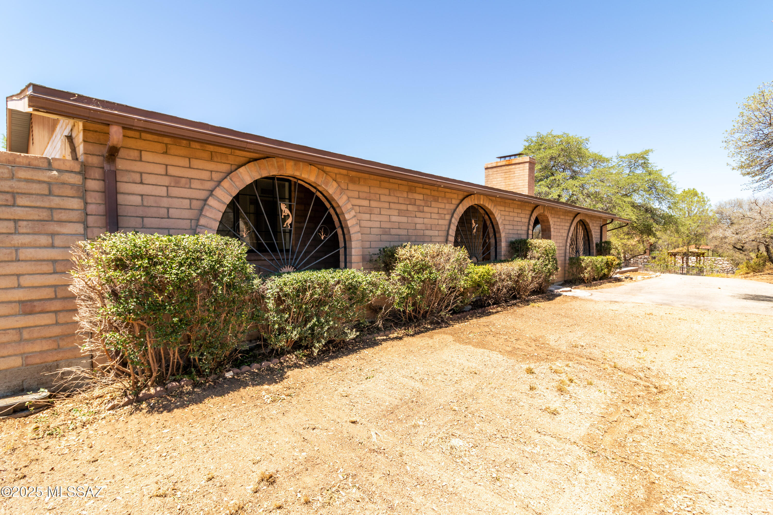 315 W Oak Hills Drive