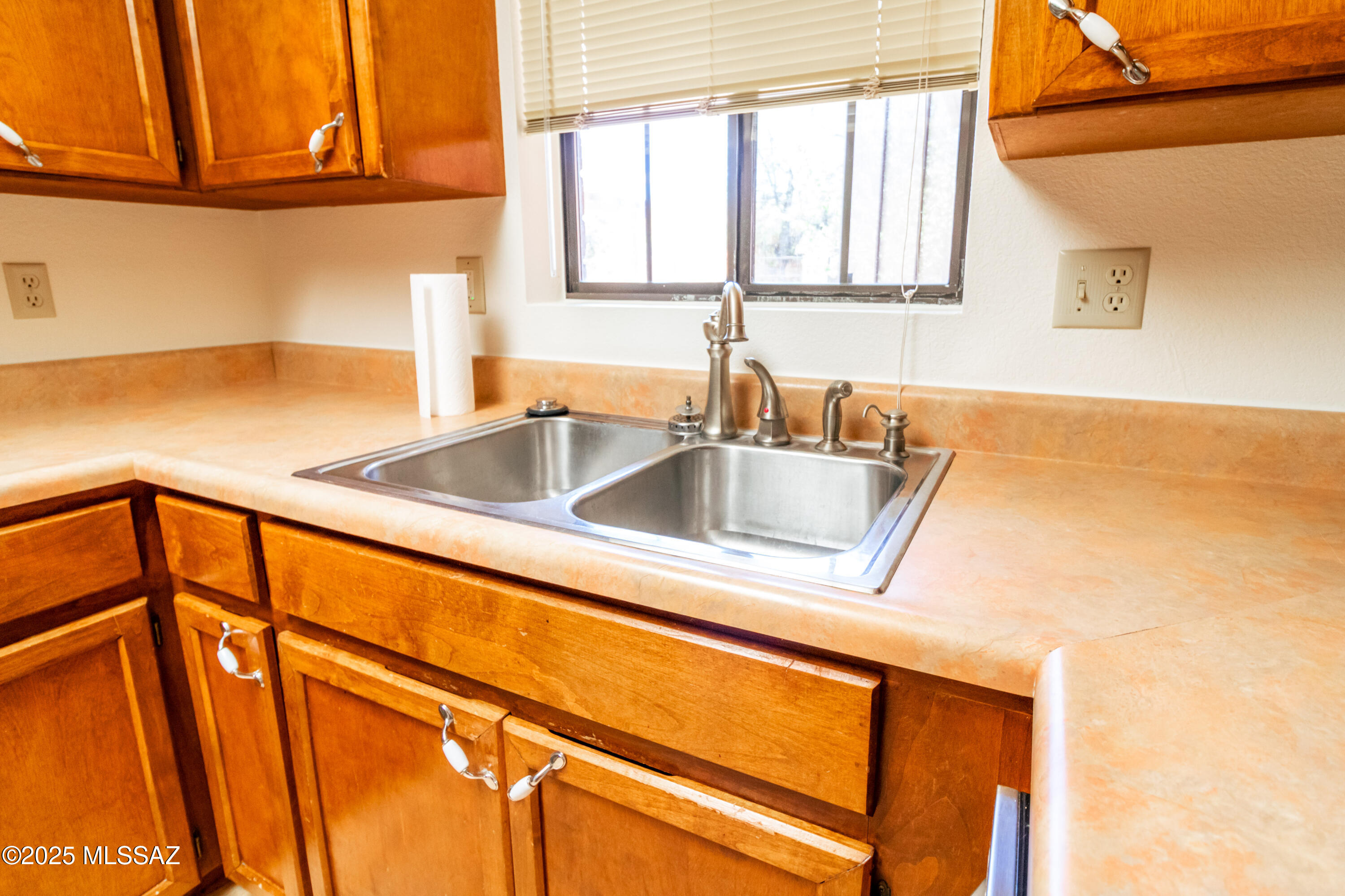 315 W Oak Hills Drive