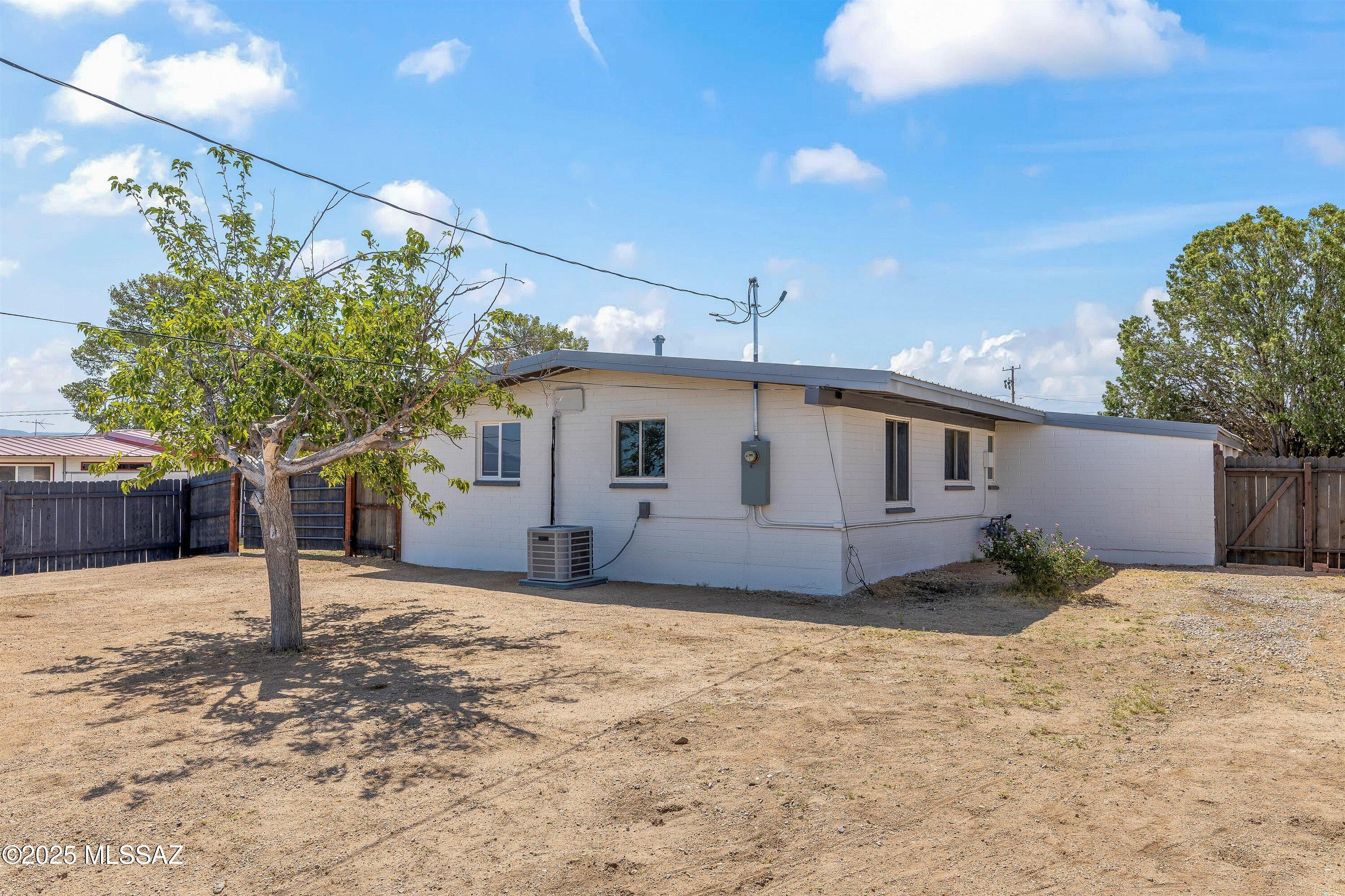 110 W 6th Avenue