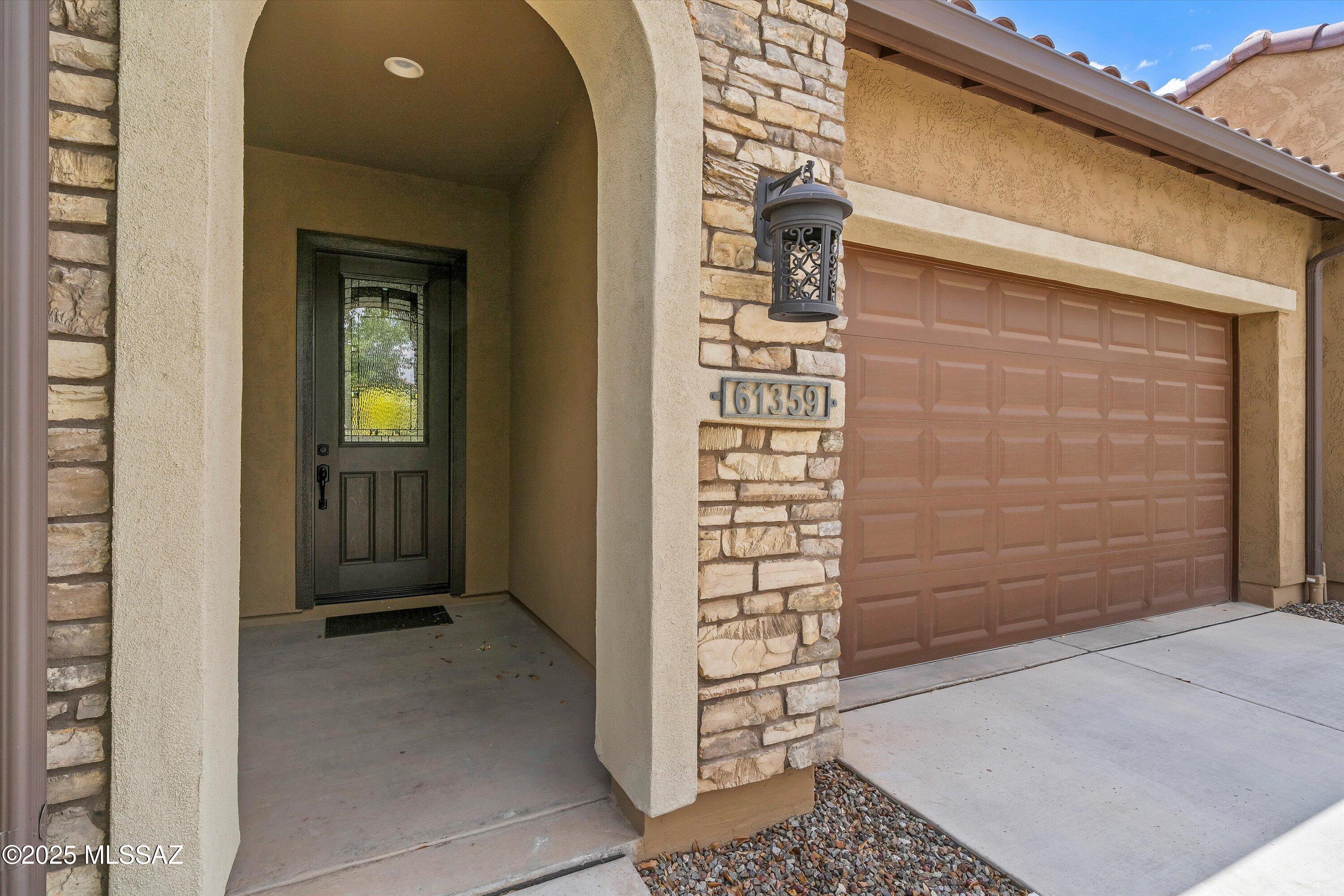 61359 E Flint Drive