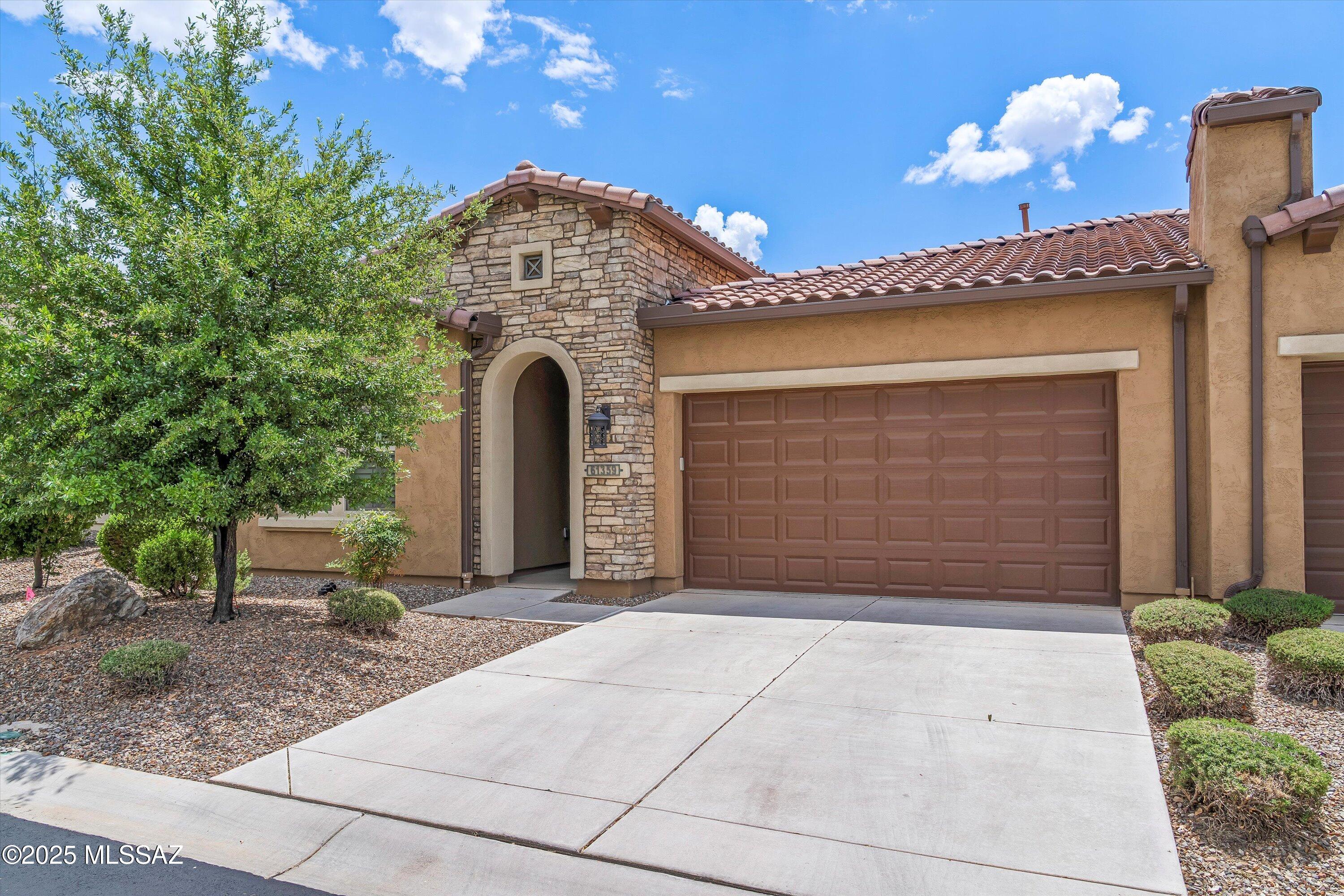 61359 E Flint Drive