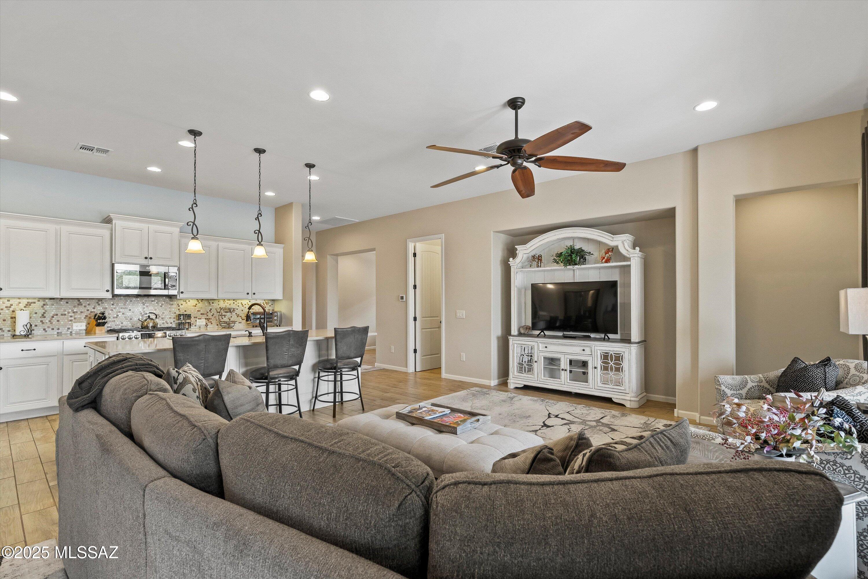 61359 E Flint Drive