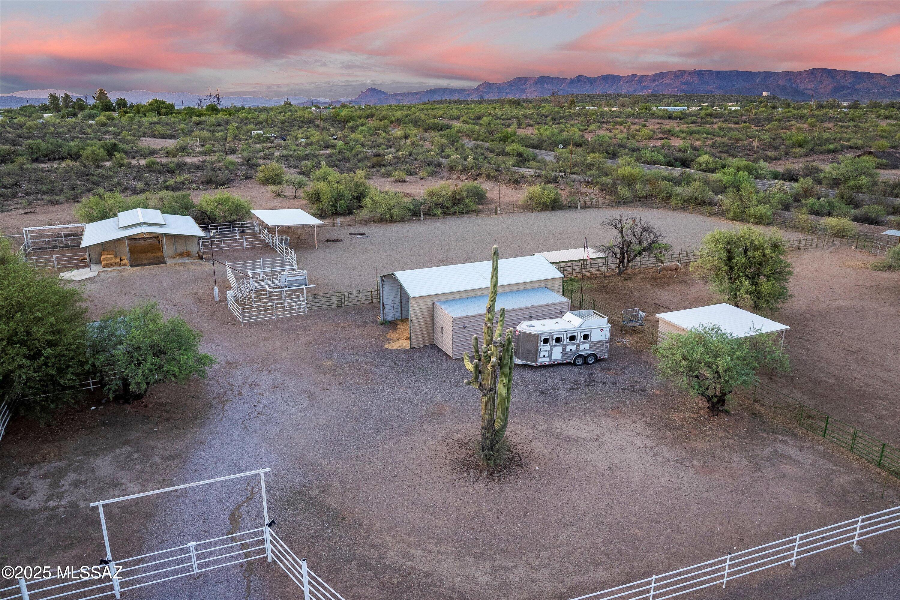 79520 E Putnam Street