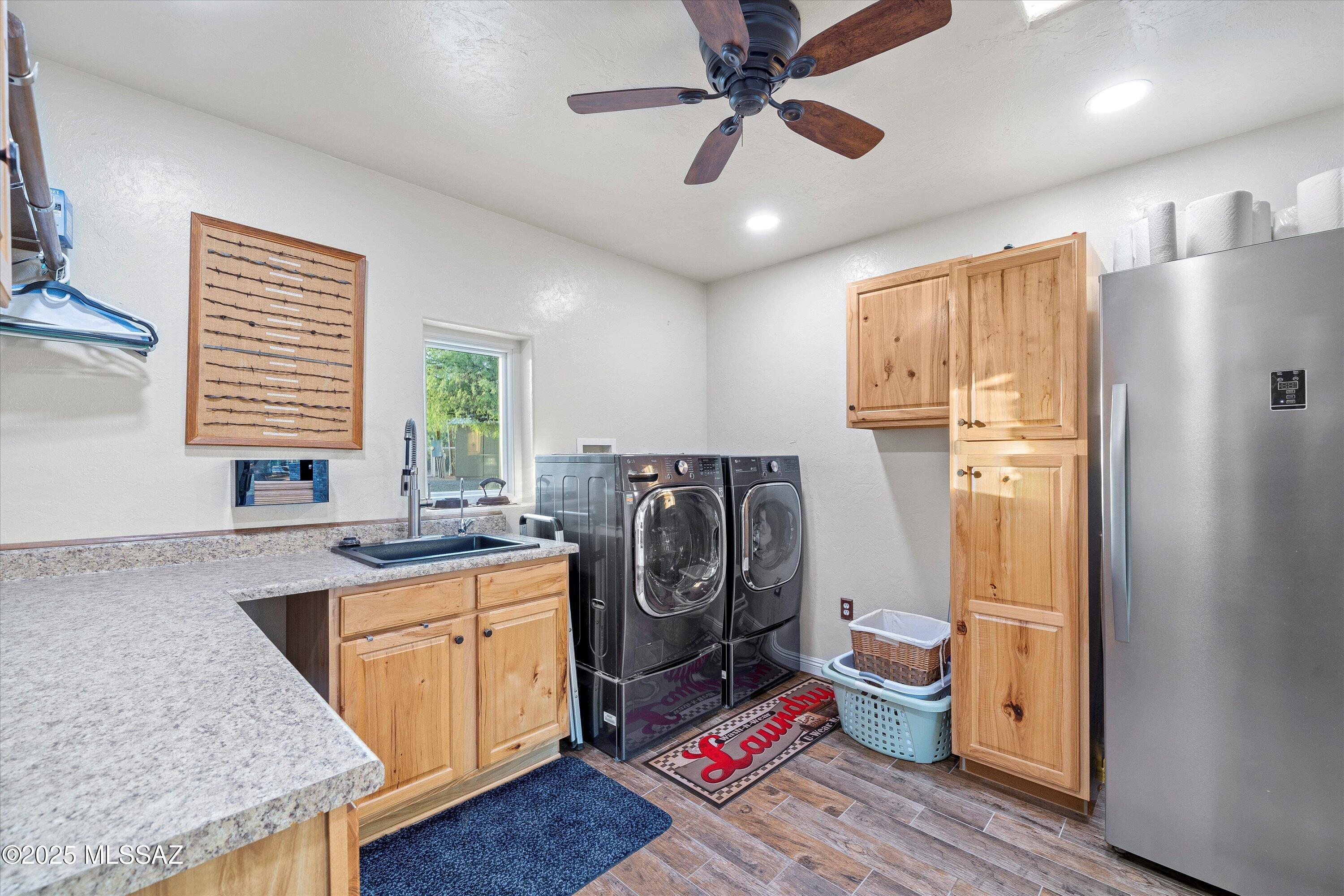 79520 E Putnam Street