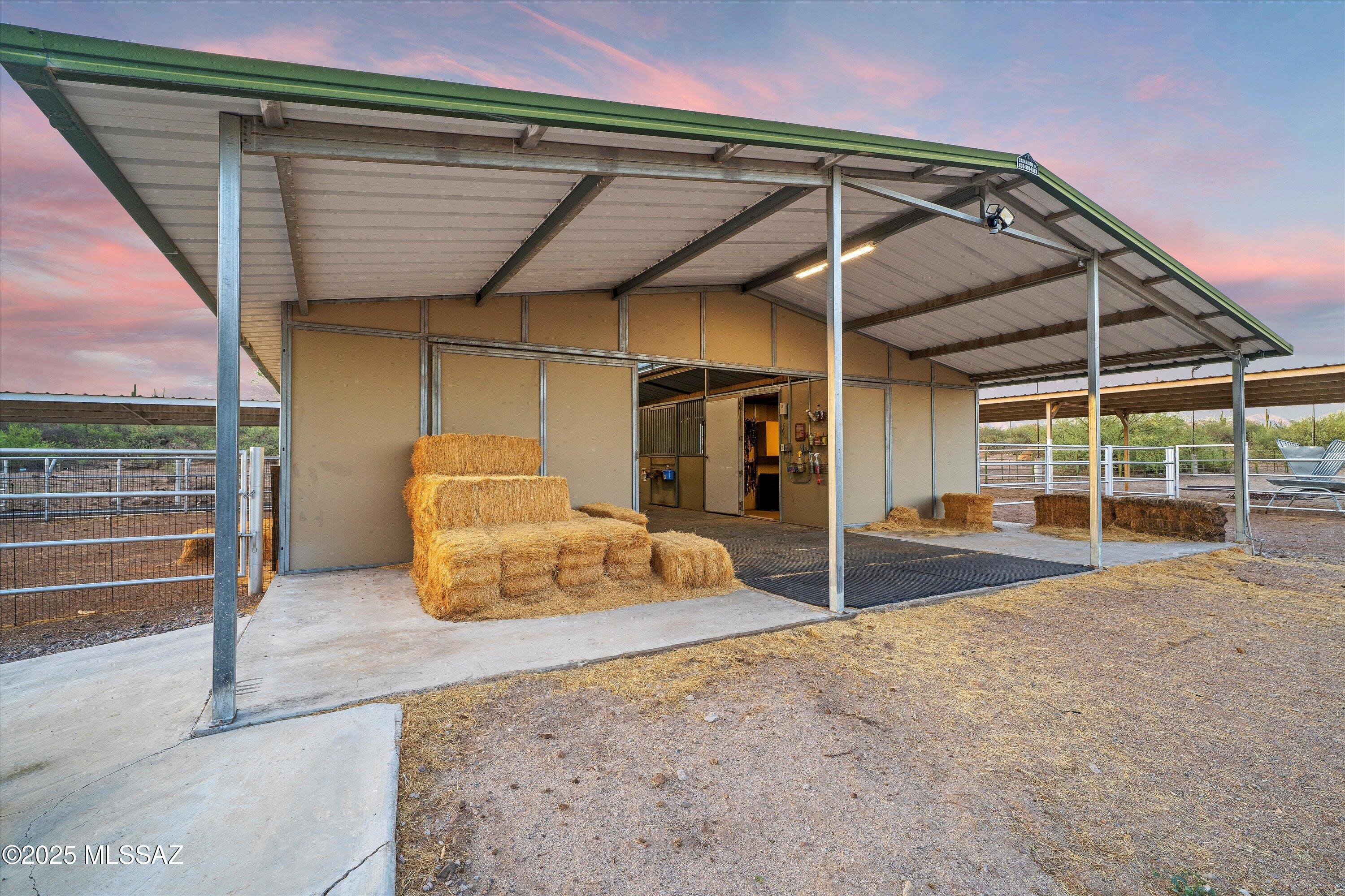 79520 E Putnam Street