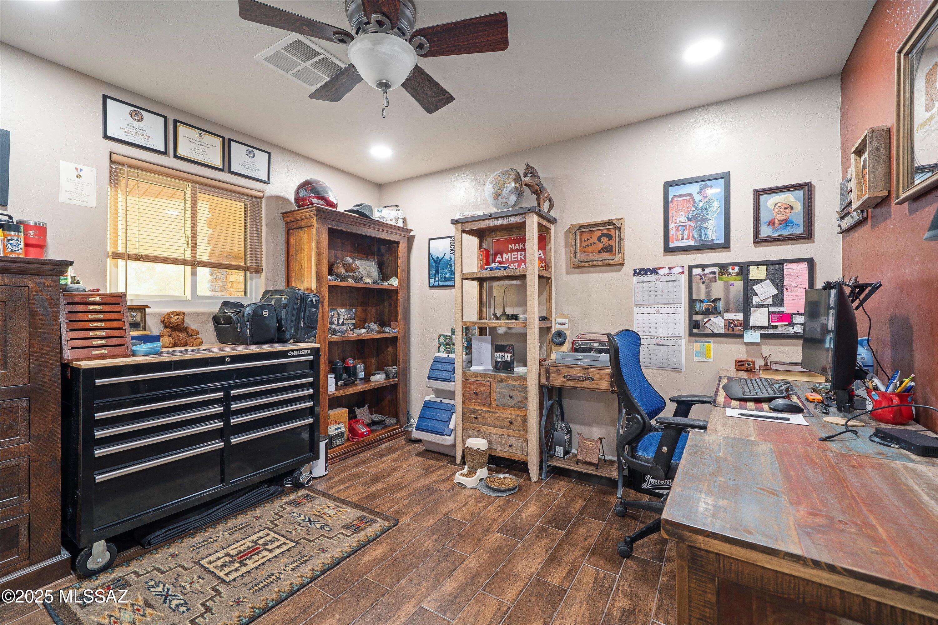 79520 E Putnam Street