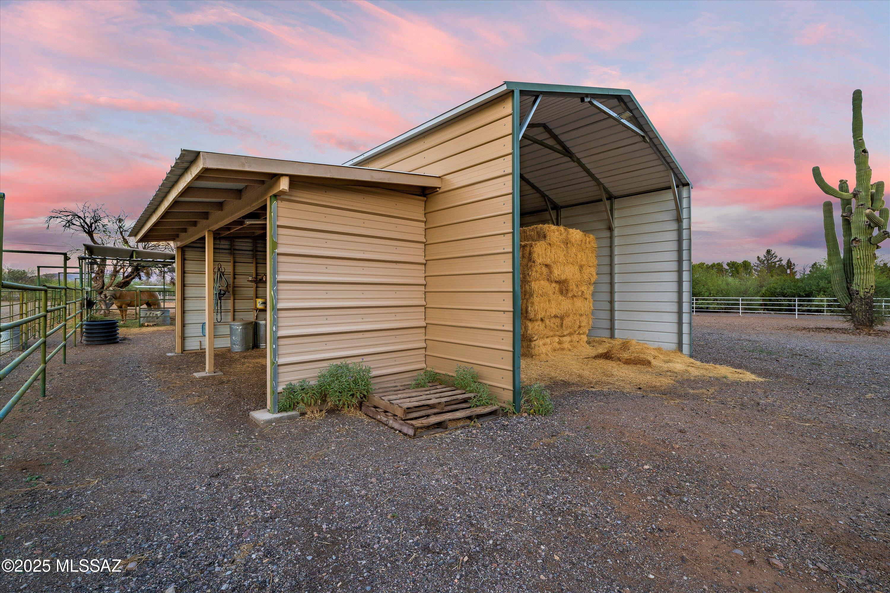 79520 E Putnam Street