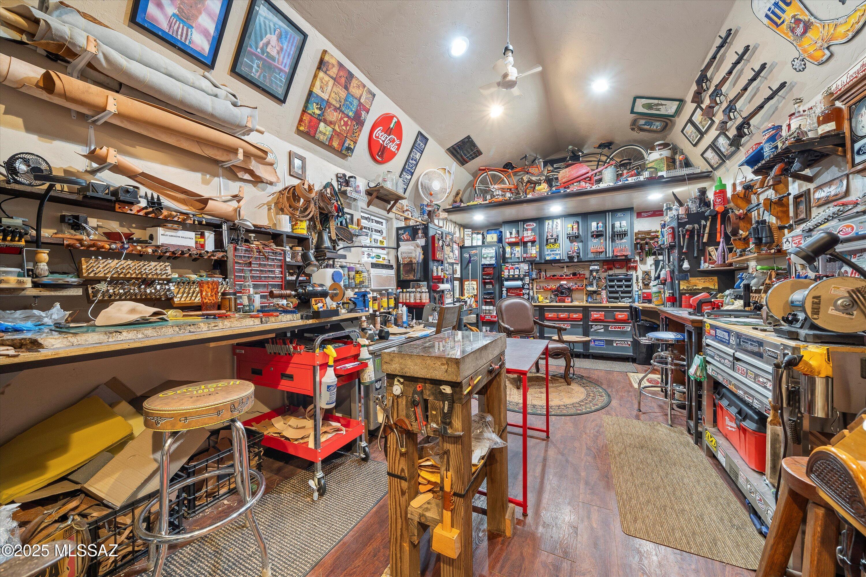 79520 E Putnam Street