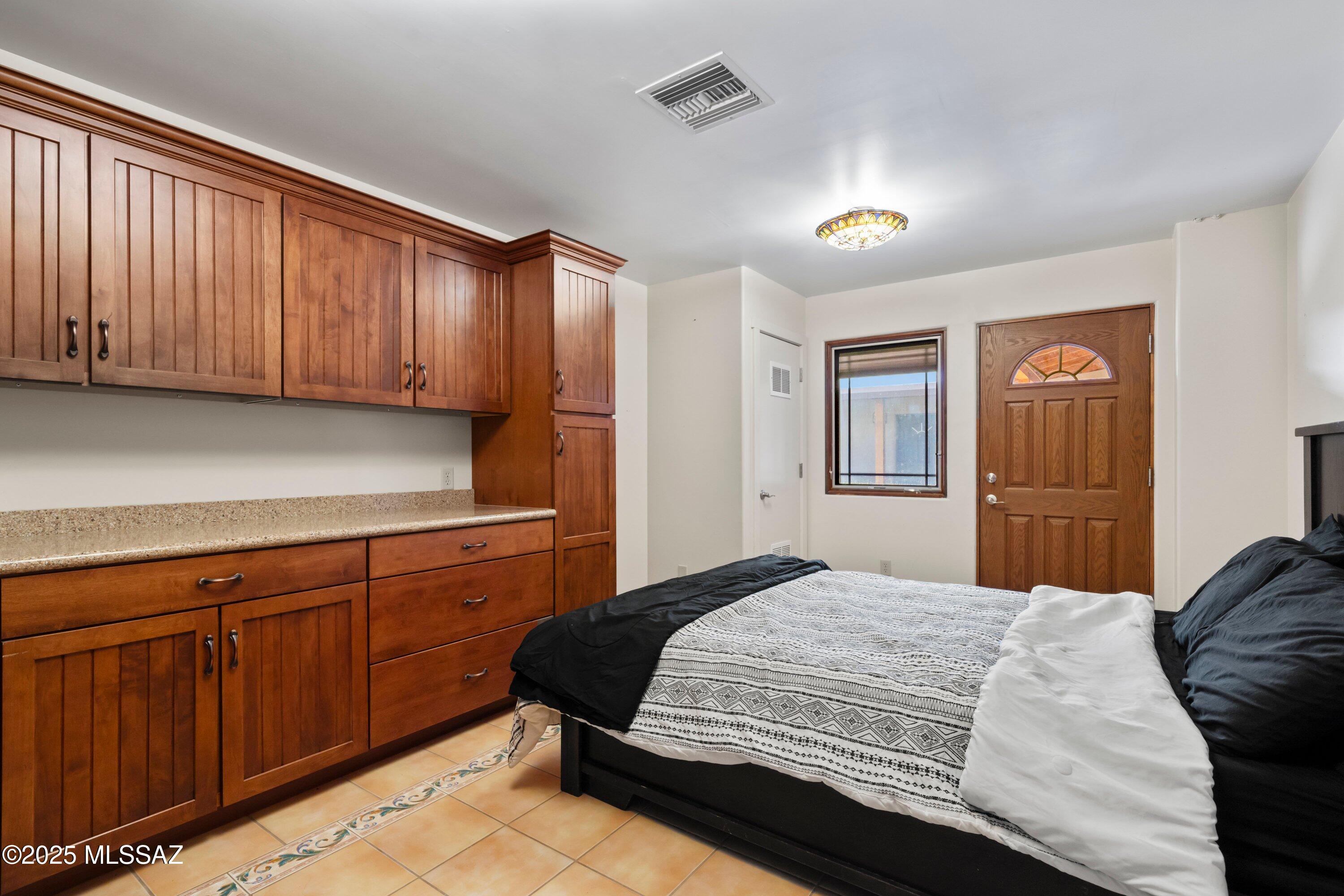 33351 S High Jinks Road