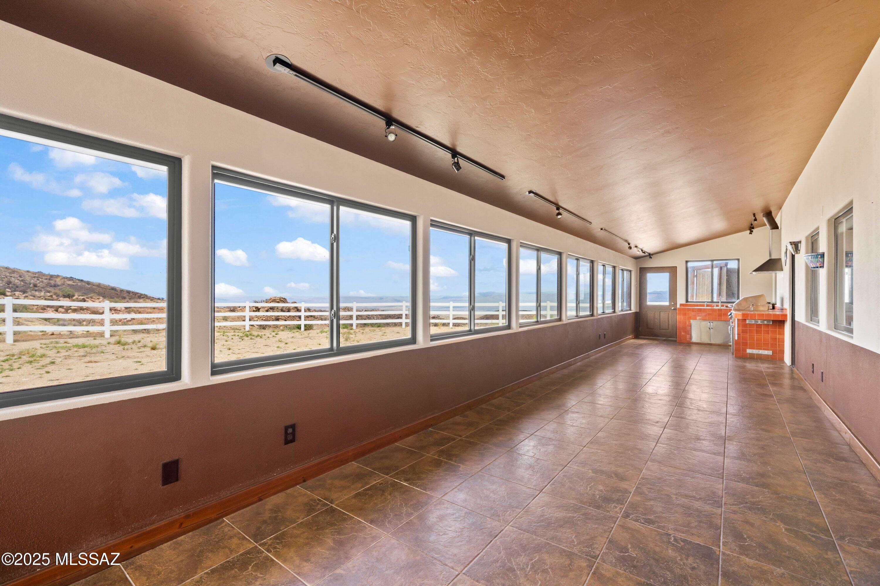 33351 S High Jinks Road