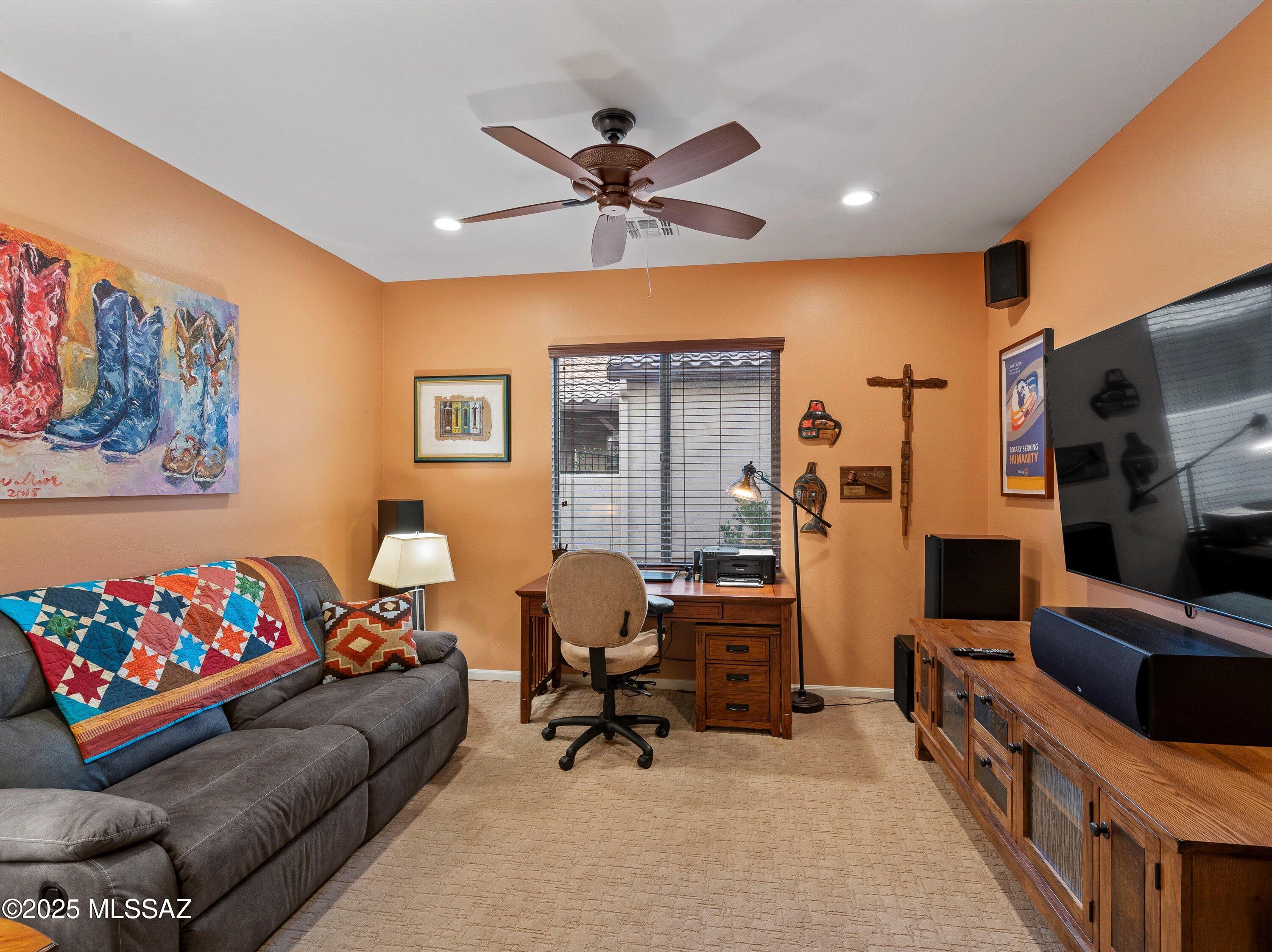 60233 E Ankole Drive