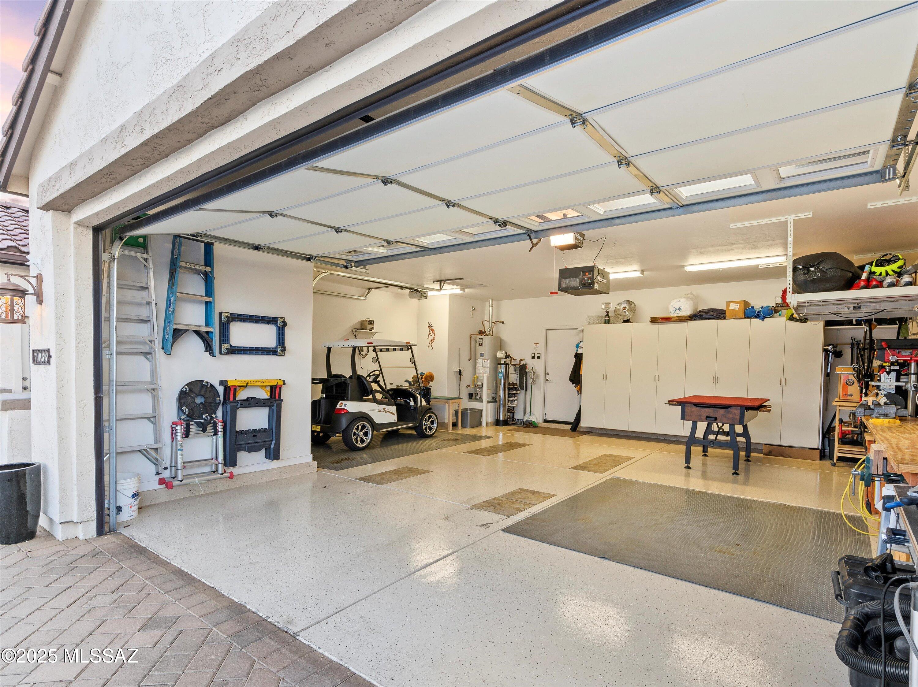 60233 E Ankole Drive