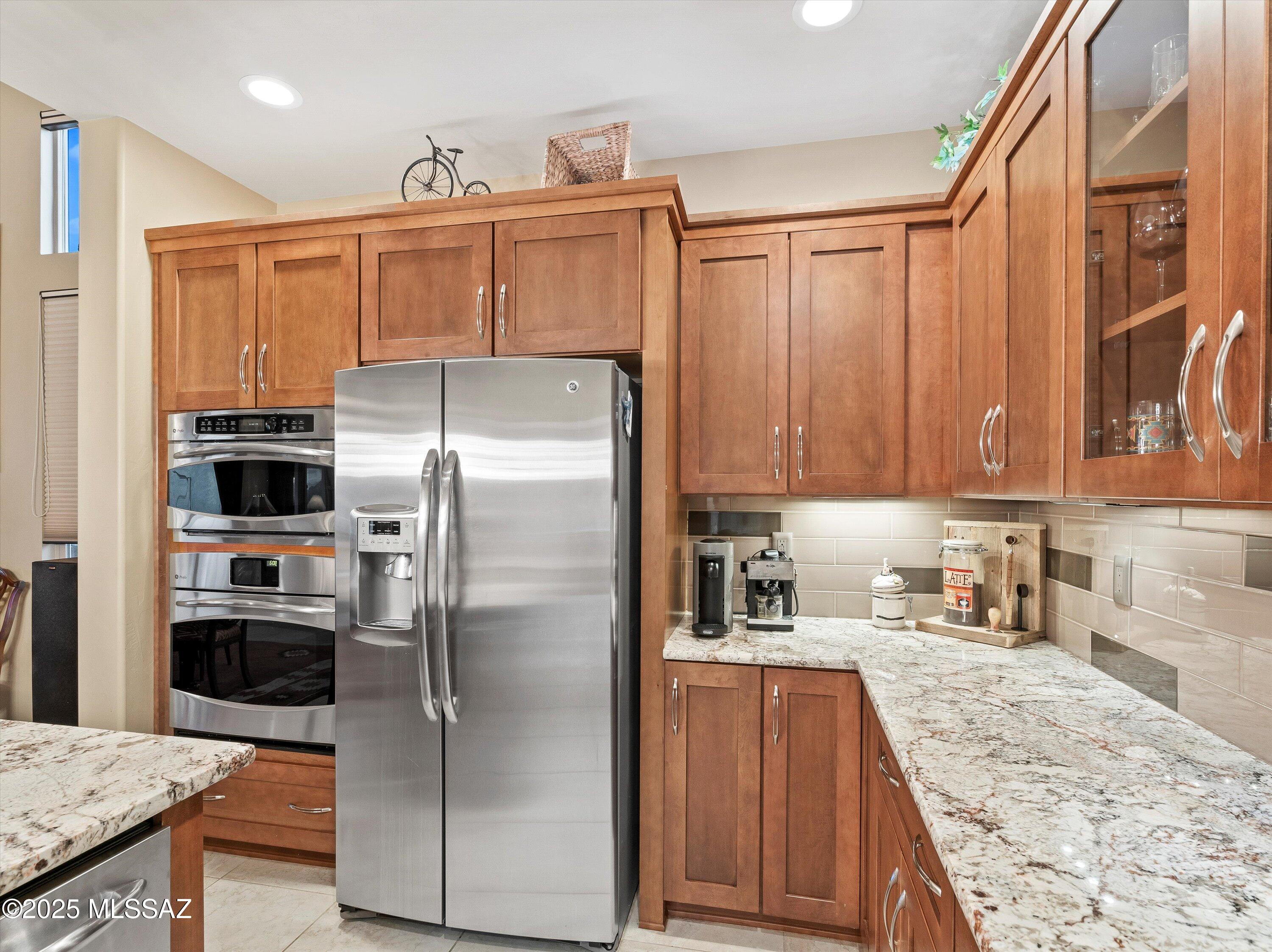 60233 E Ankole Drive