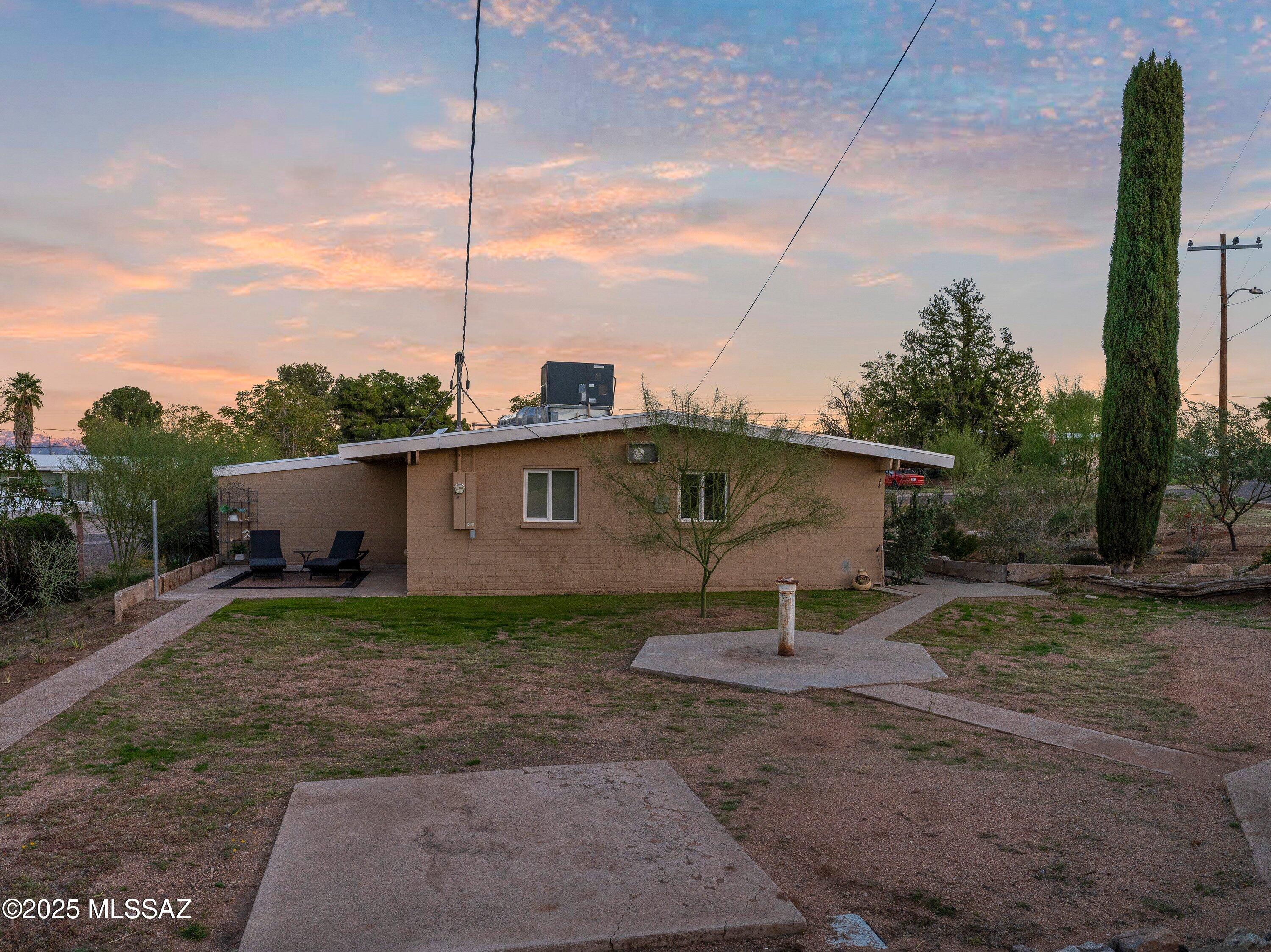 630 W 3rd Avenue
