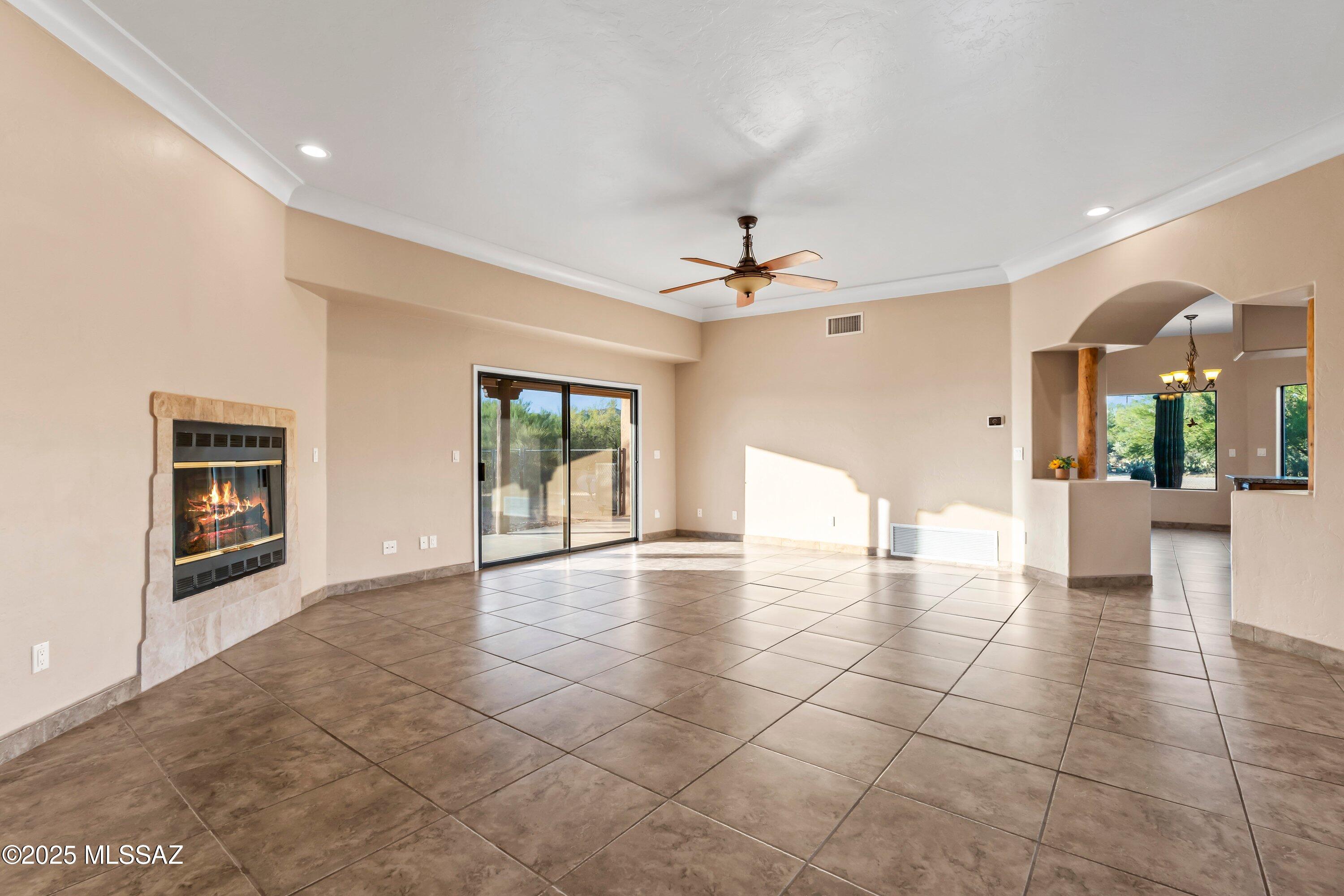 12801 N Kingair Drive