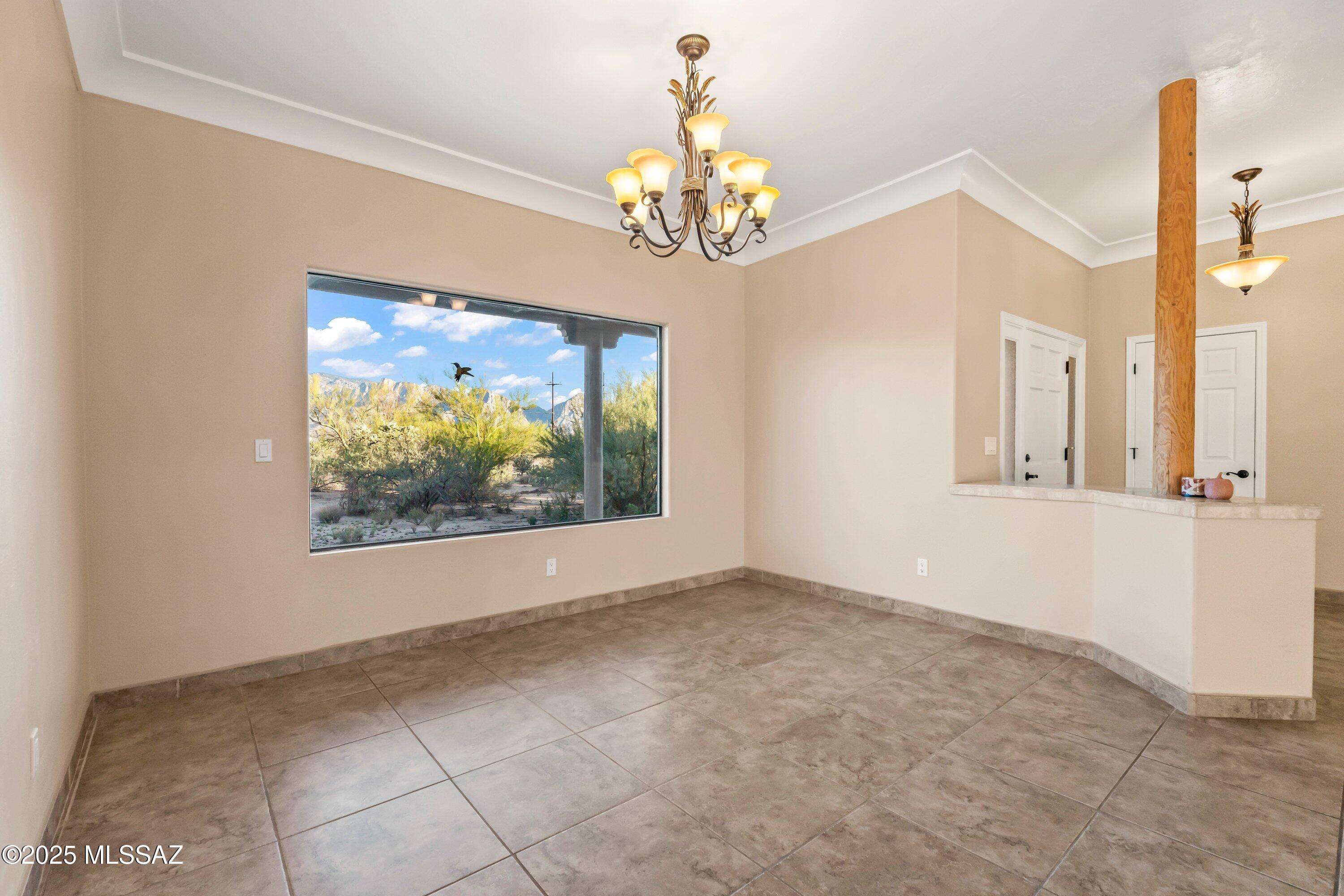 12801 N Kingair Drive