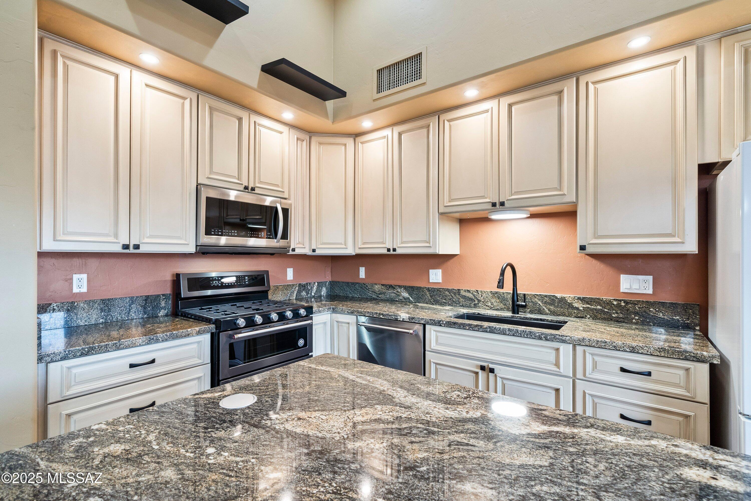 39759 Horse Run Drive