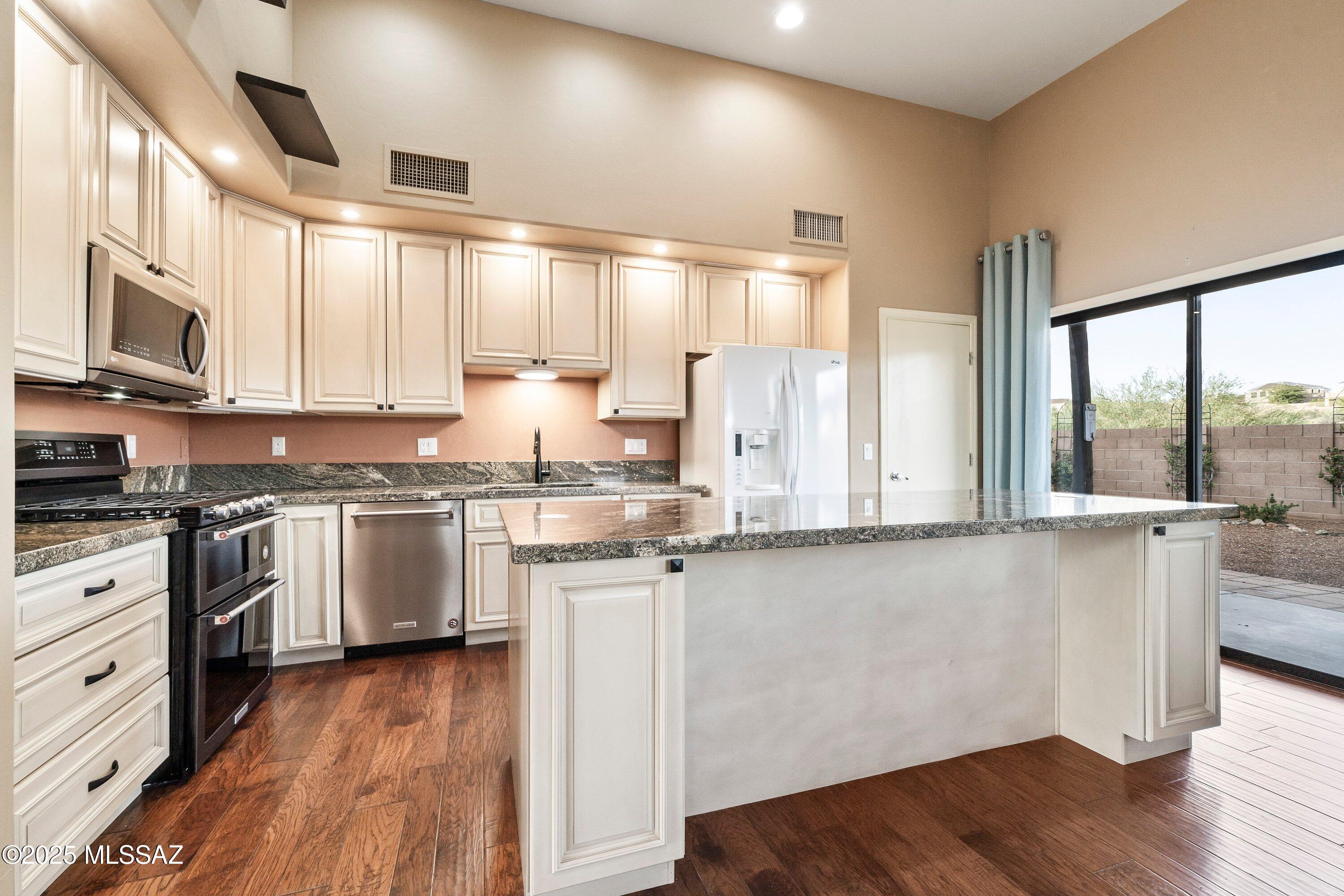 39759 Horse Run Drive