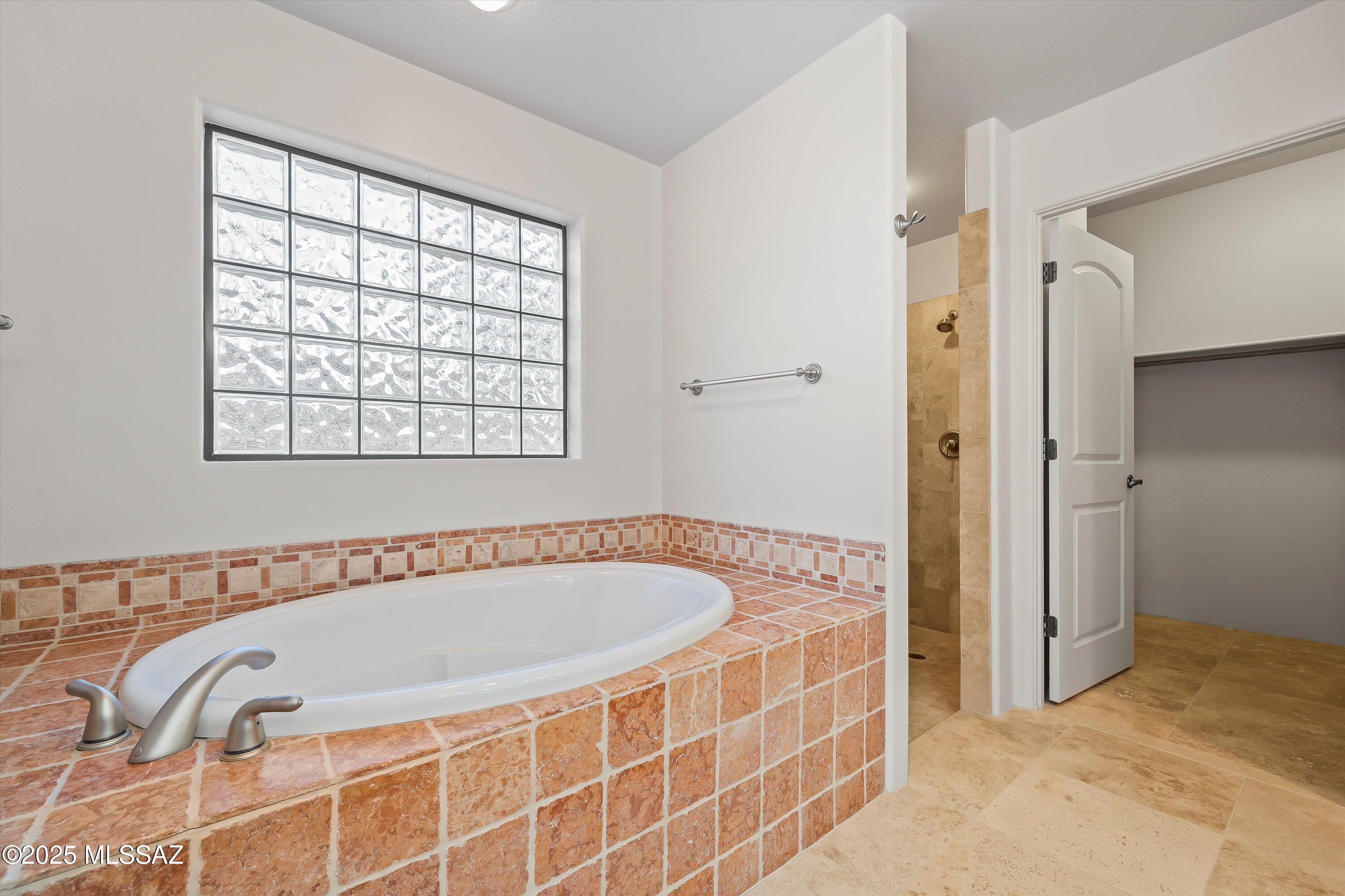 16131 N Meadowcrest Road