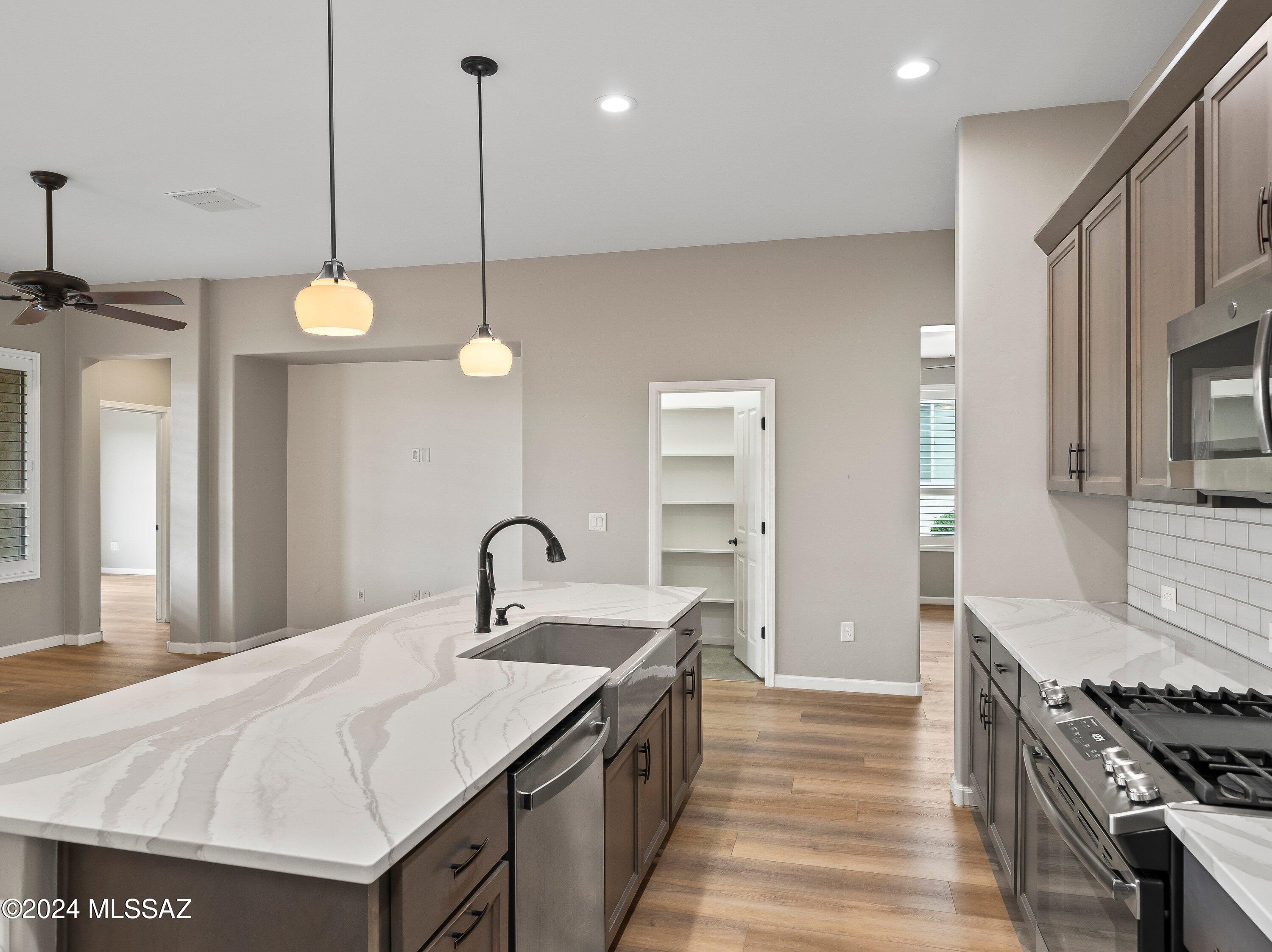 39474 S Summerwood Drive