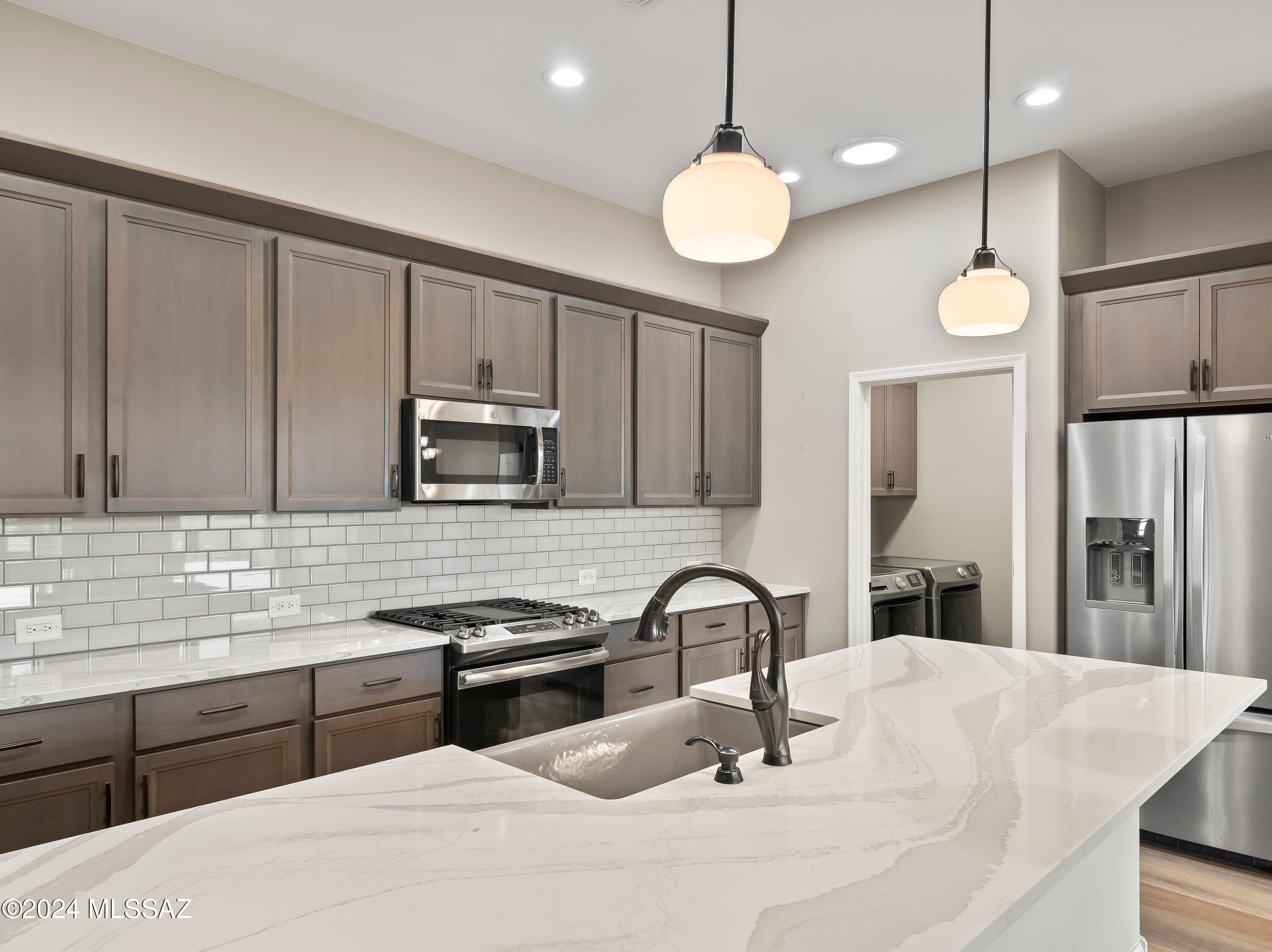 39474 S Summerwood Drive