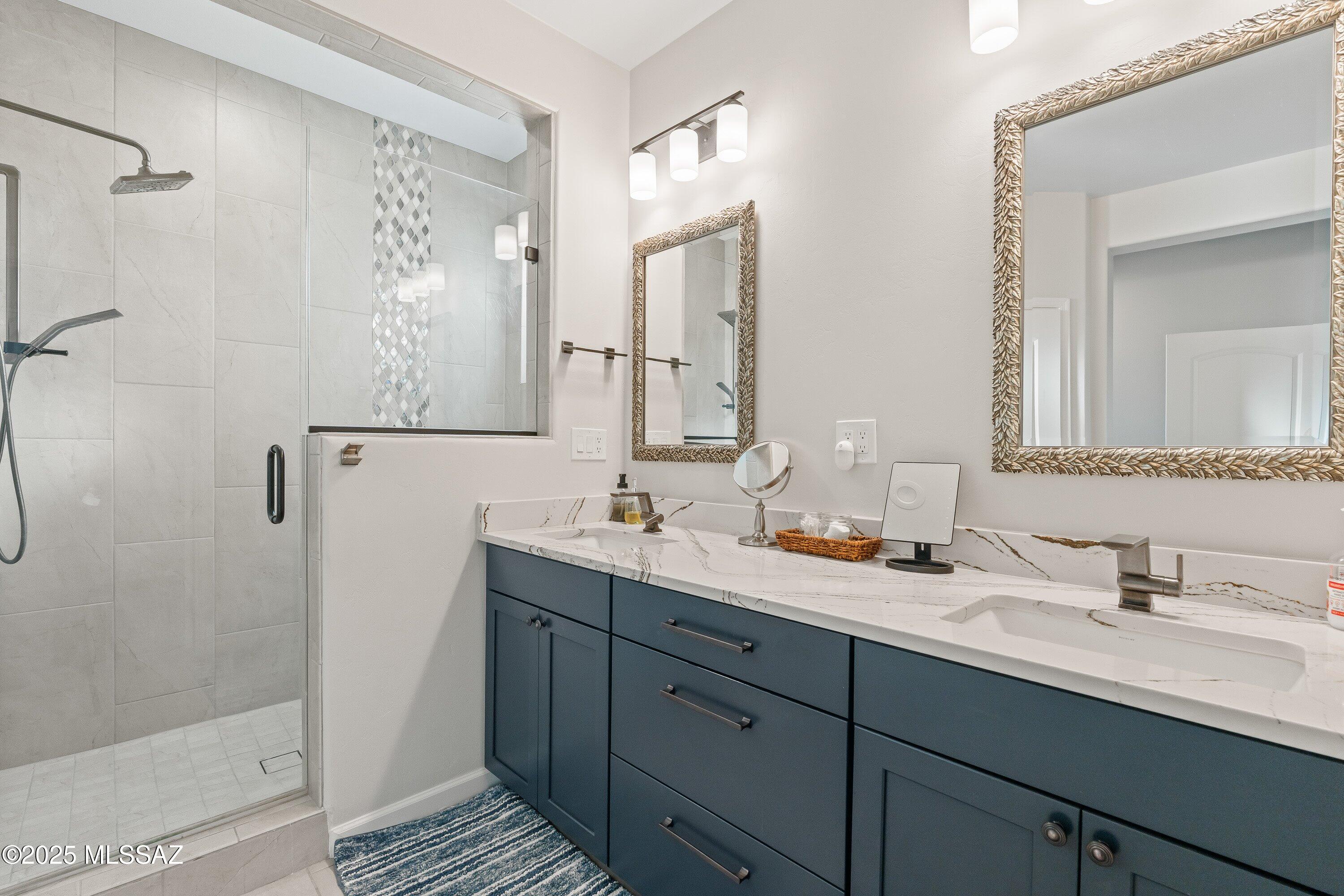 60629 E Arroyo Vista Drive