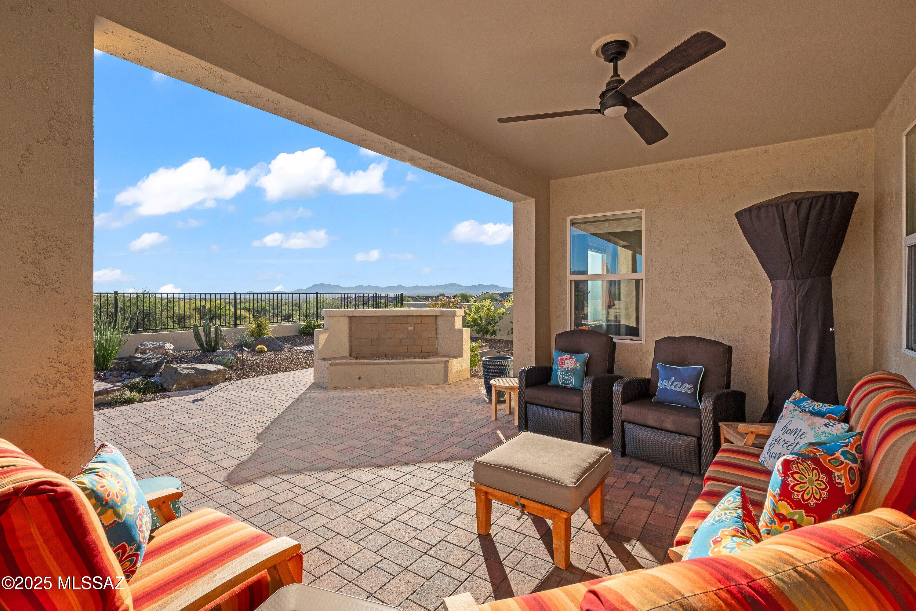 60629 E Arroyo Vista Drive