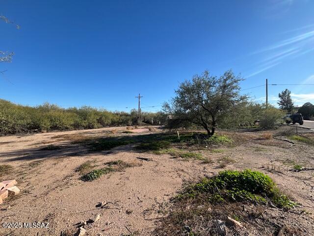 727 N Tiger Drive 14-15