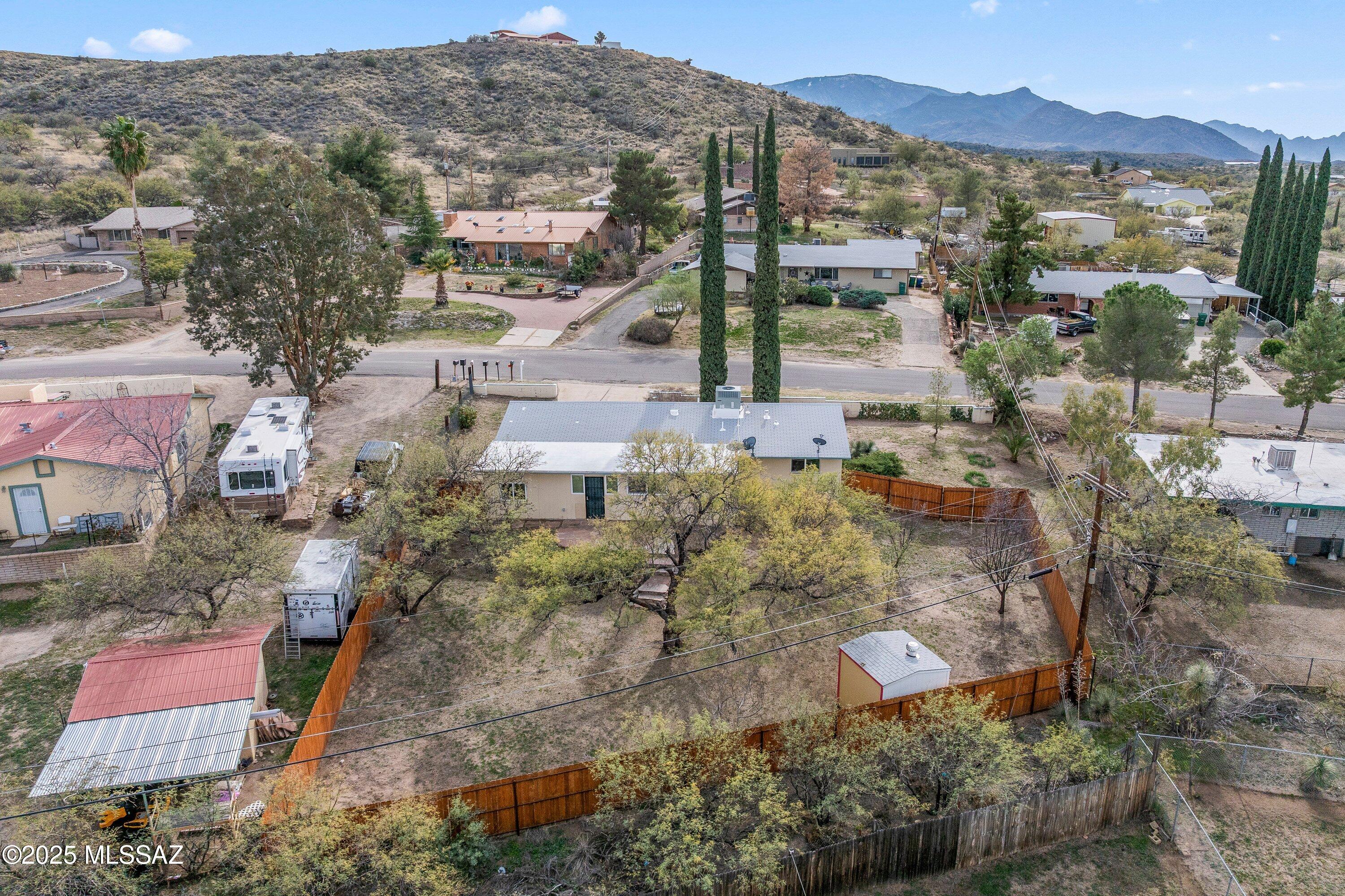 2020 W Paseo Redondo